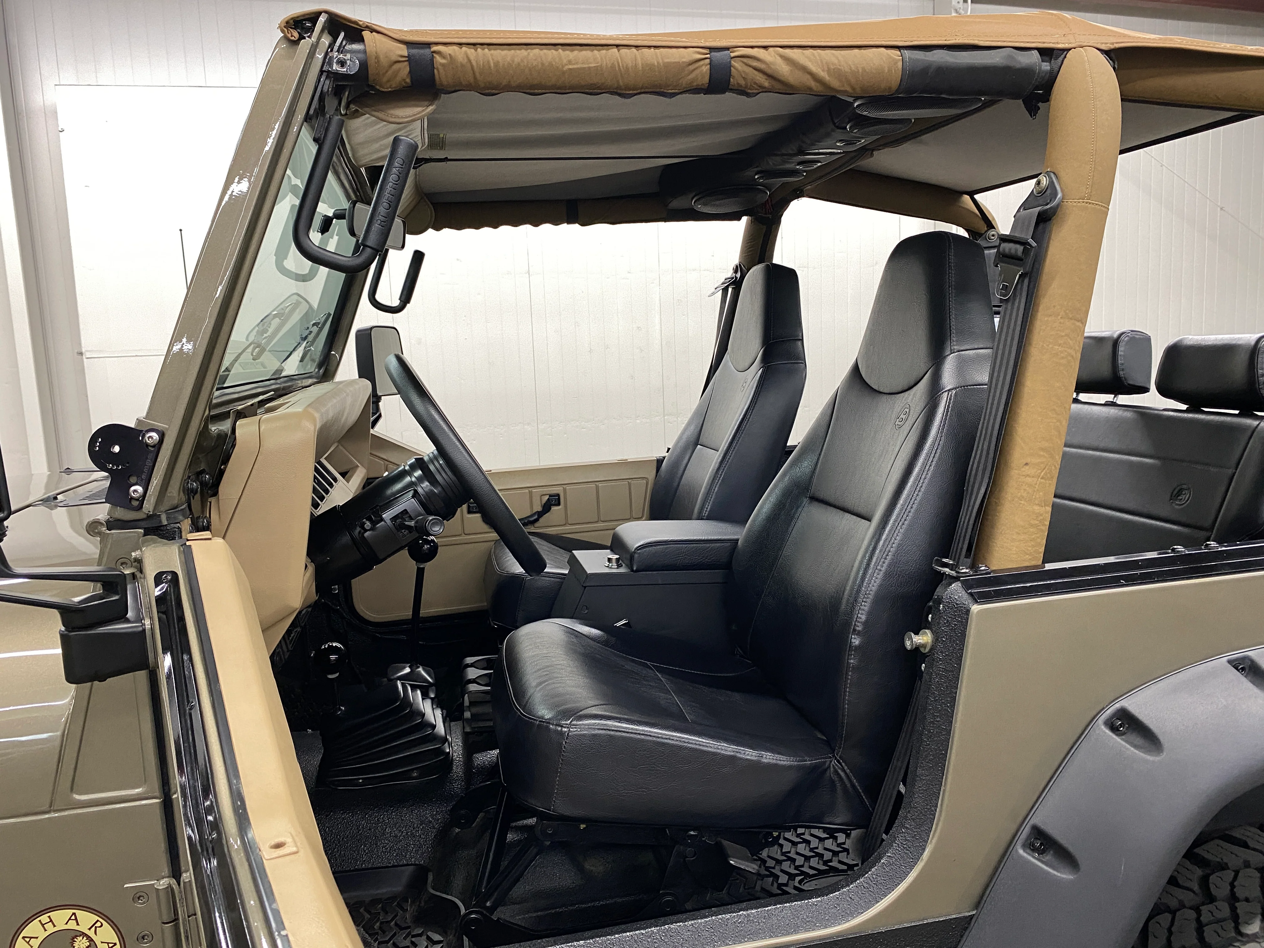 1990 Jeep Wrangler Sahara YJ Manual - SOLD - Image 12