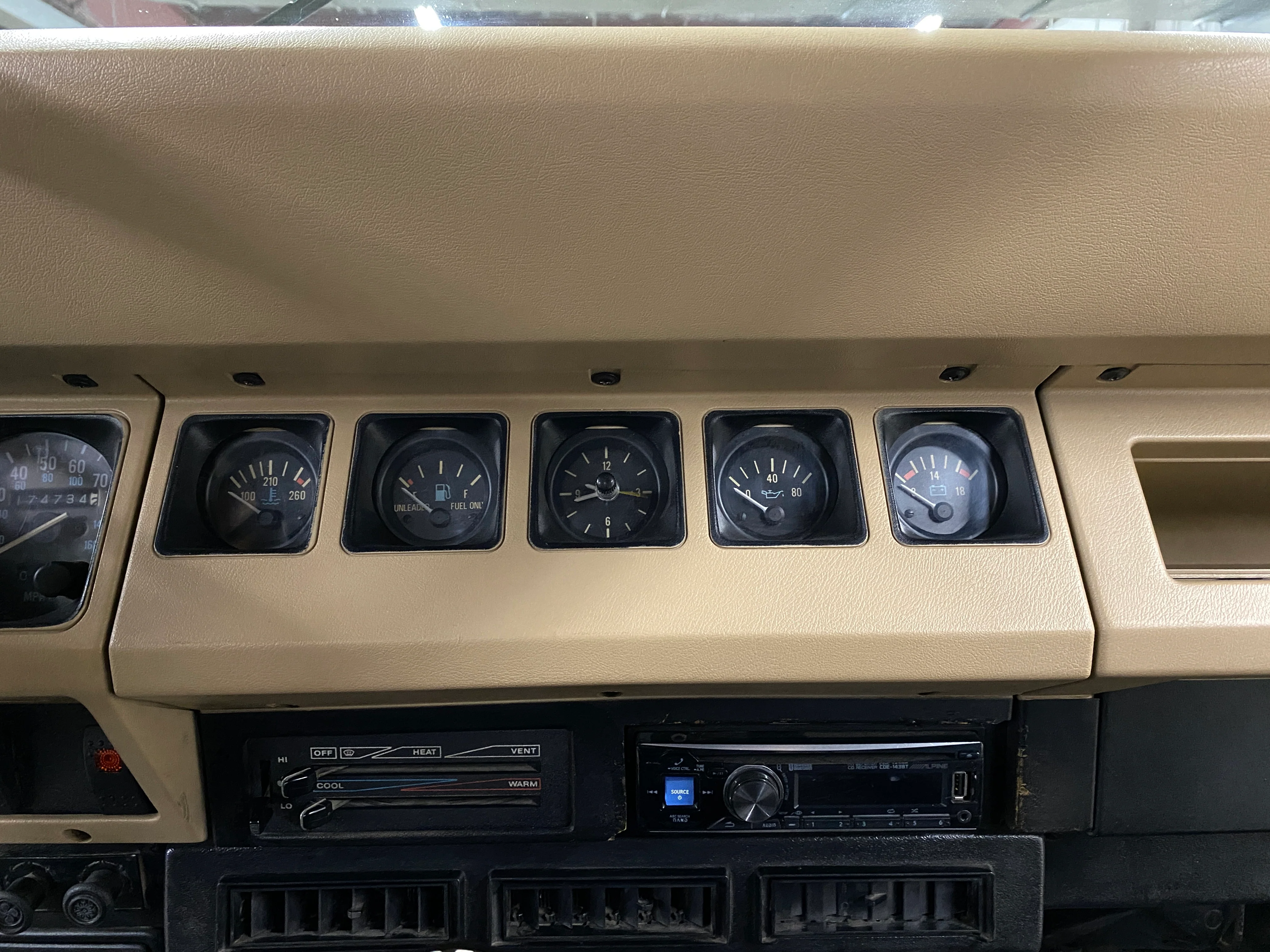 1990 Jeep Wrangler Sahara YJ Manual - SOLD - Image 23
