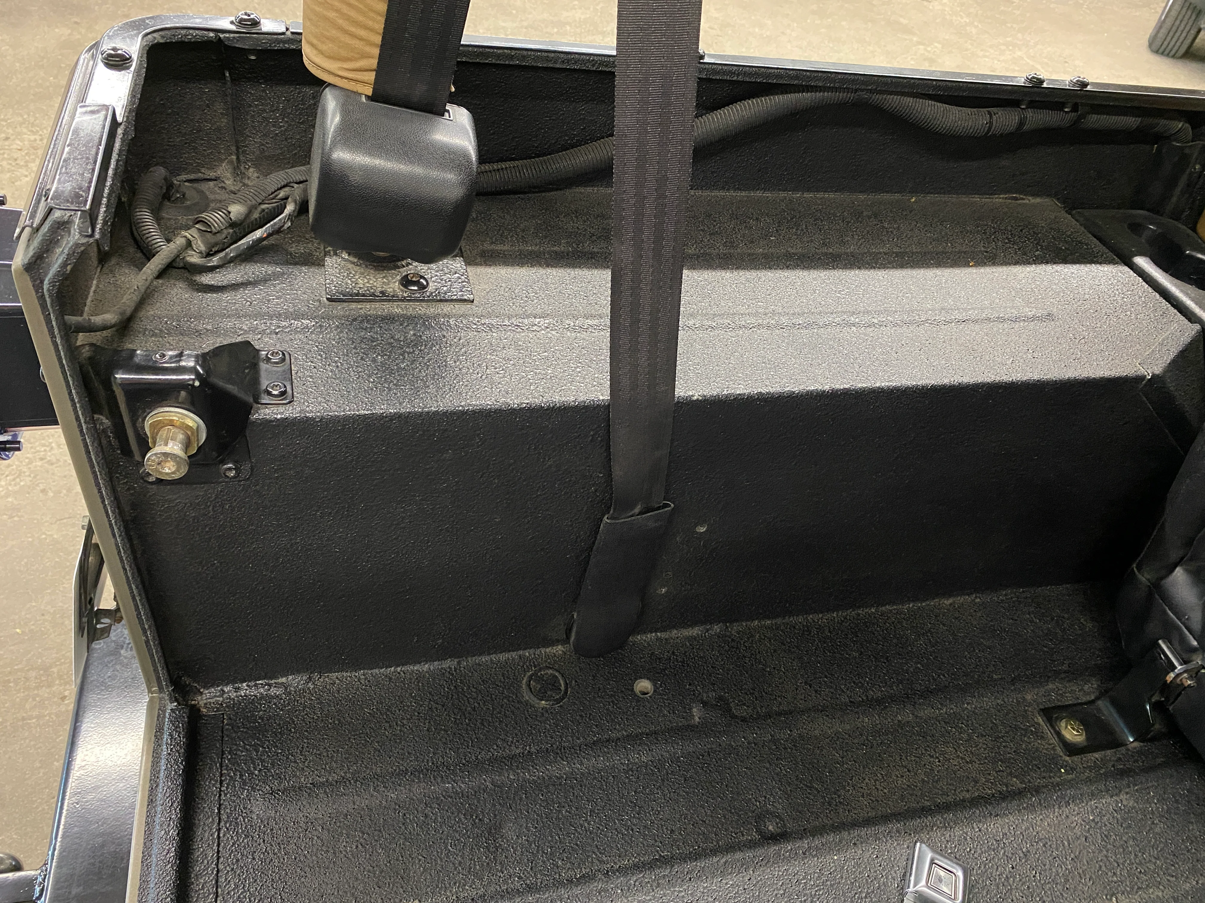 1990 Jeep Wrangler Sahara YJ Manual - SOLD - Image 56