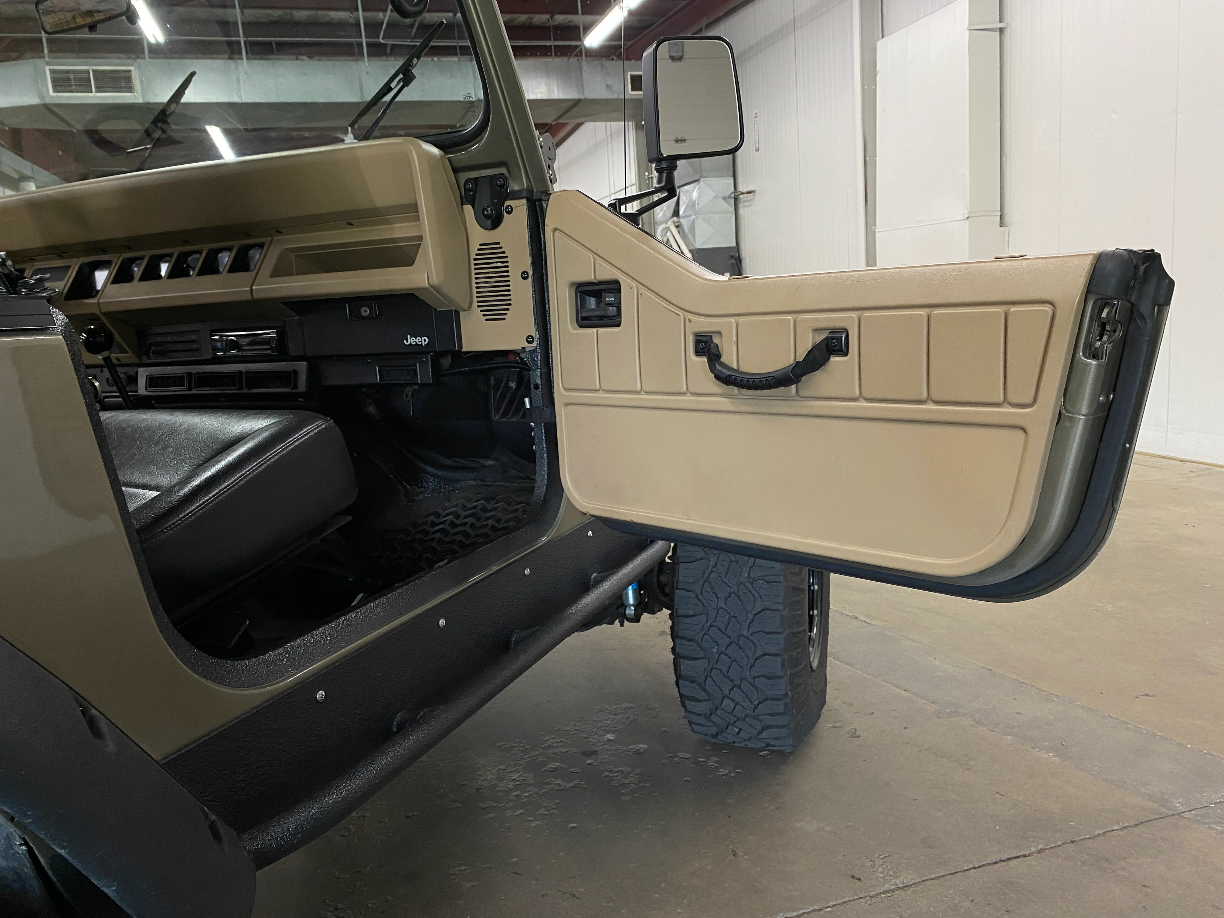 1990 Jeep Wrangler Sahara YJ Manual - SOLD - Image 65