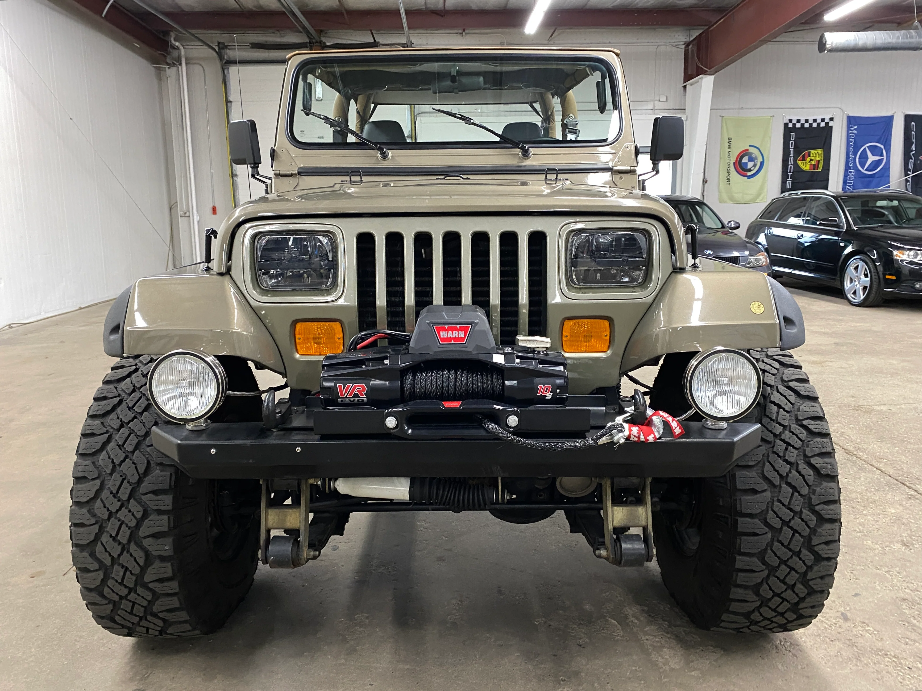 1990 Jeep Wrangler Sahara YJ Manual - SOLD - Image 8
