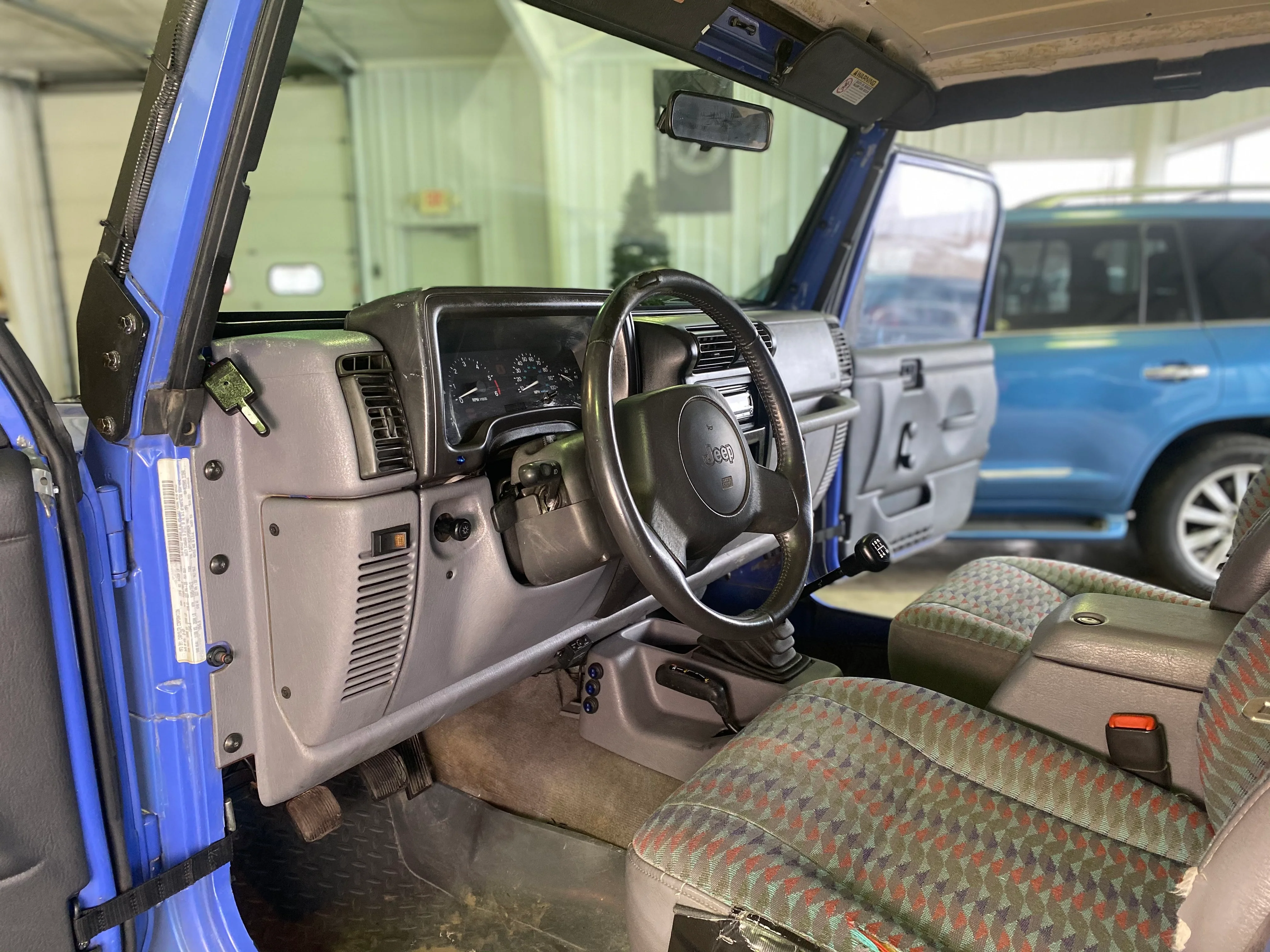 1997 Jeep Wrangler - Image 10