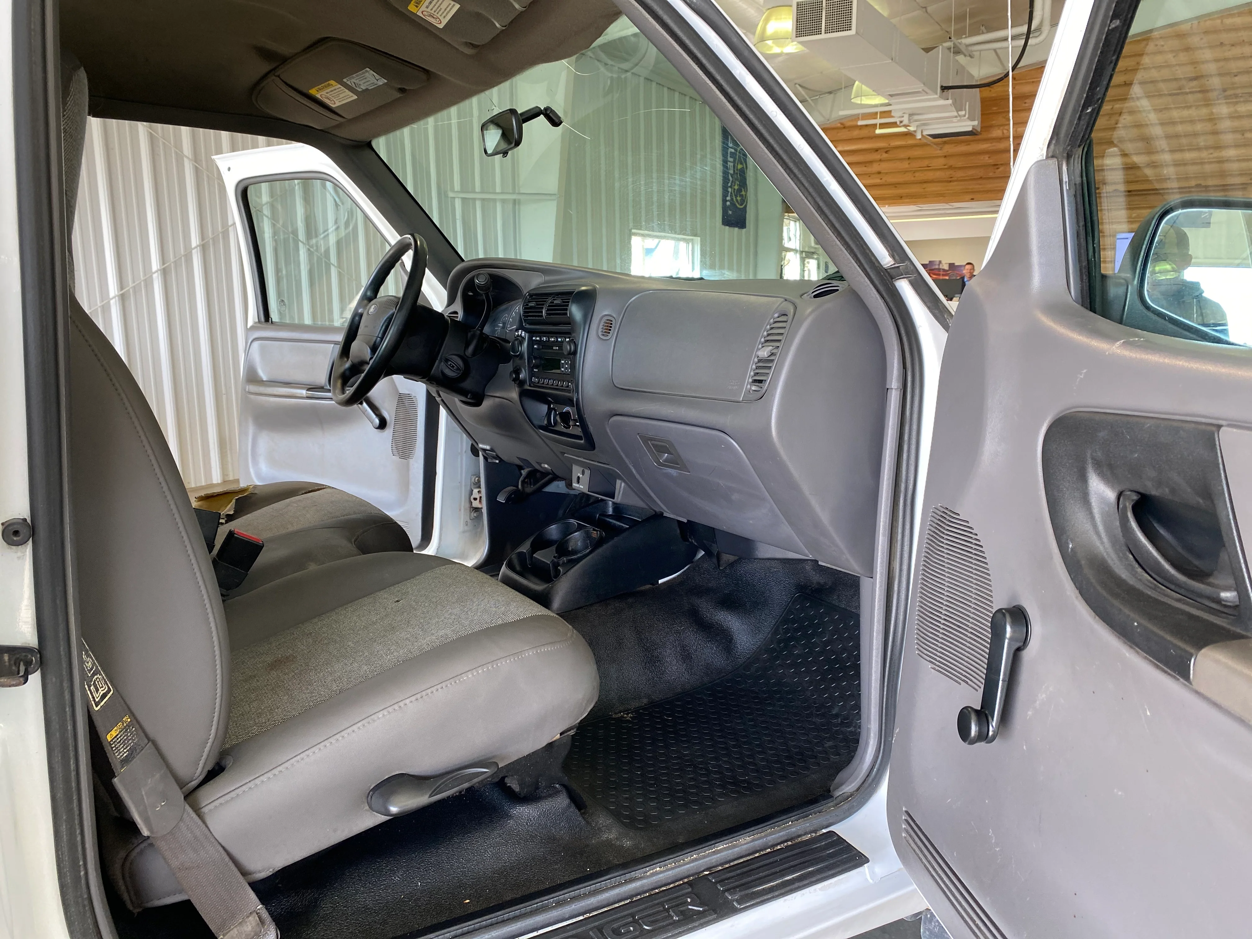 2001 Ford Ranger Edge 4.0L 4X4 - Image 12
