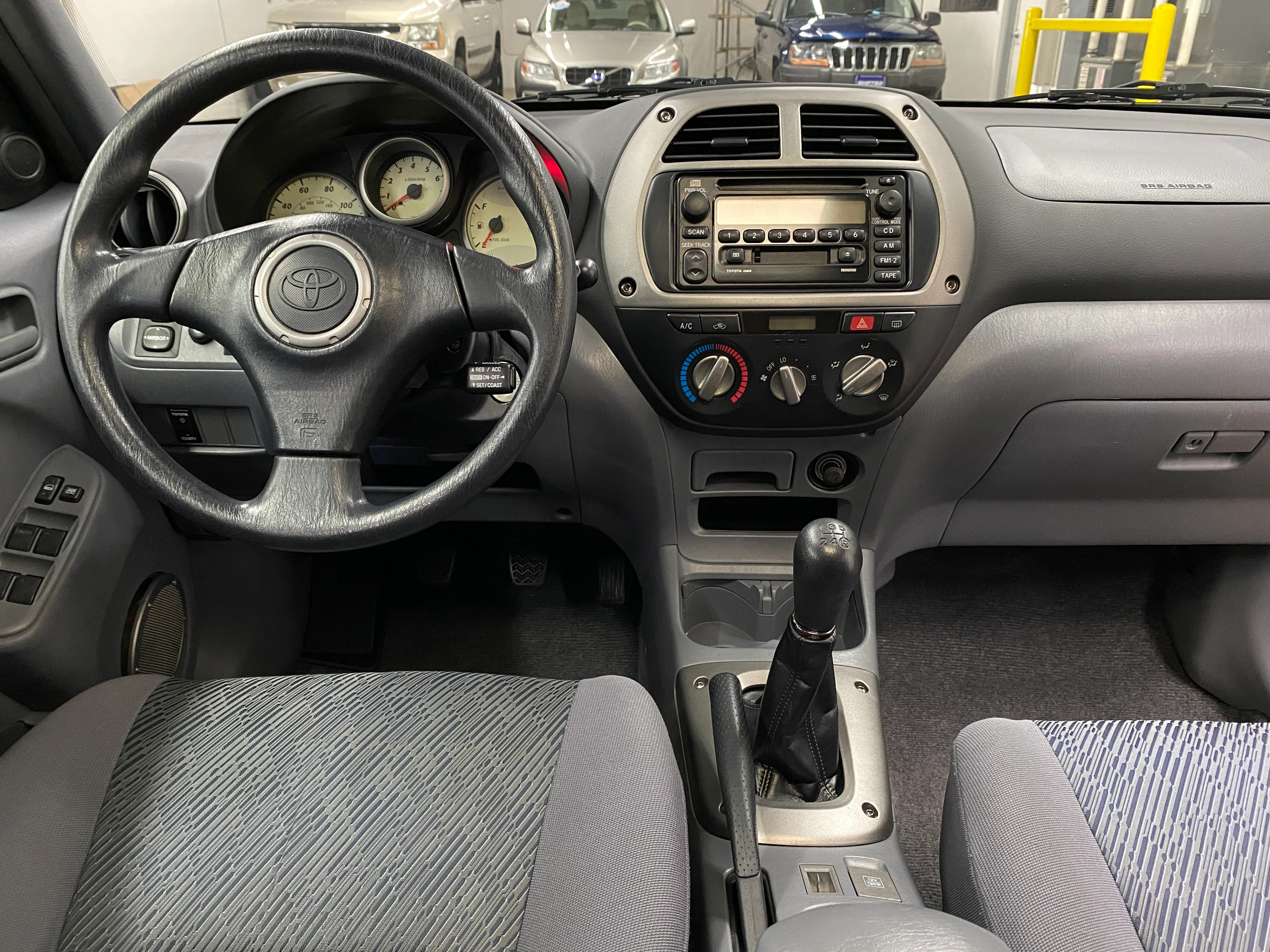 SOLD - 2002 Toyota RAV4 4WD Manual - Image 20