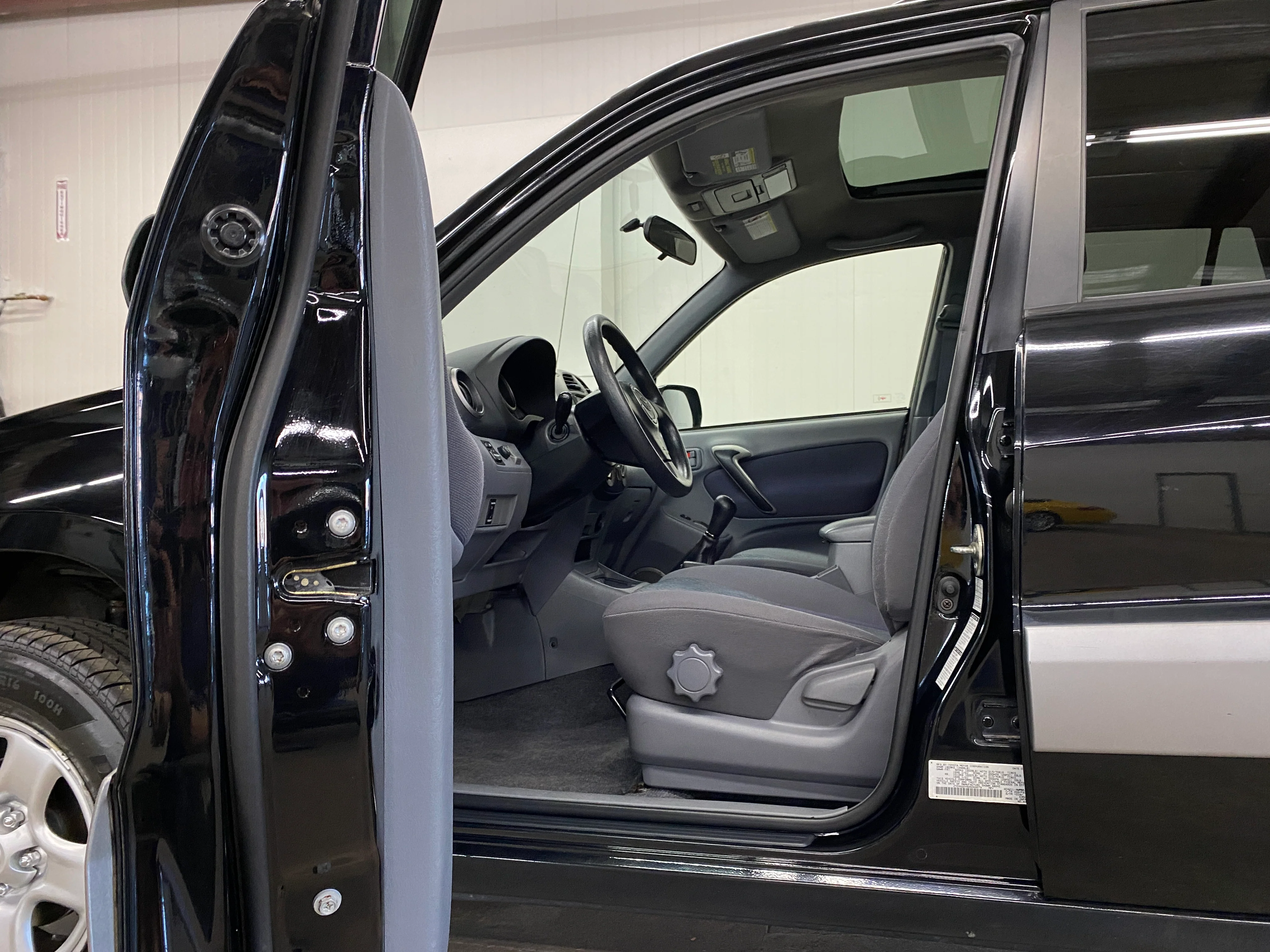 SOLD - 2002 Toyota RAV4 4WD Manual - Image 33