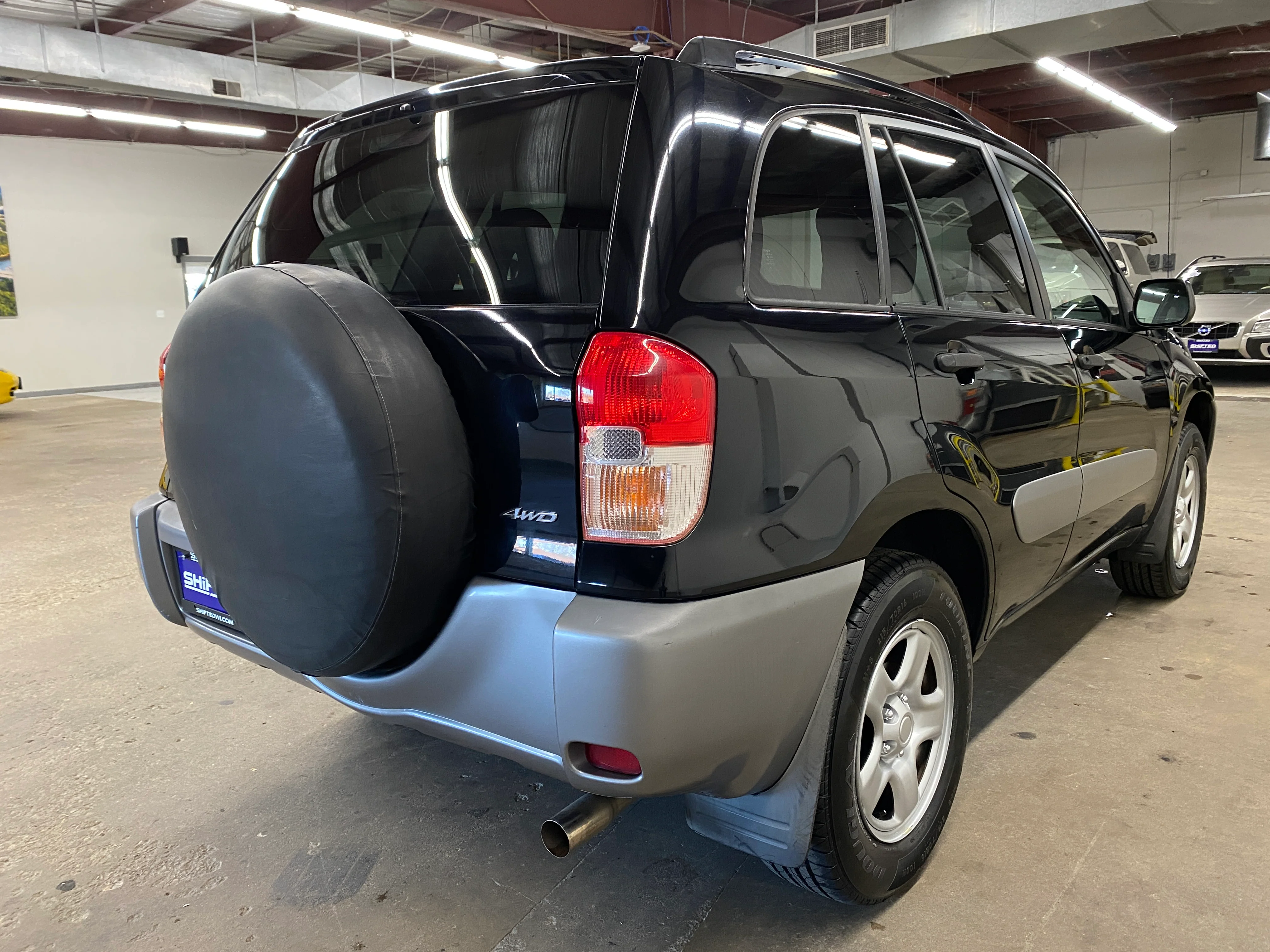 SOLD - 2002 Toyota RAV4 4WD Manual - Image 5