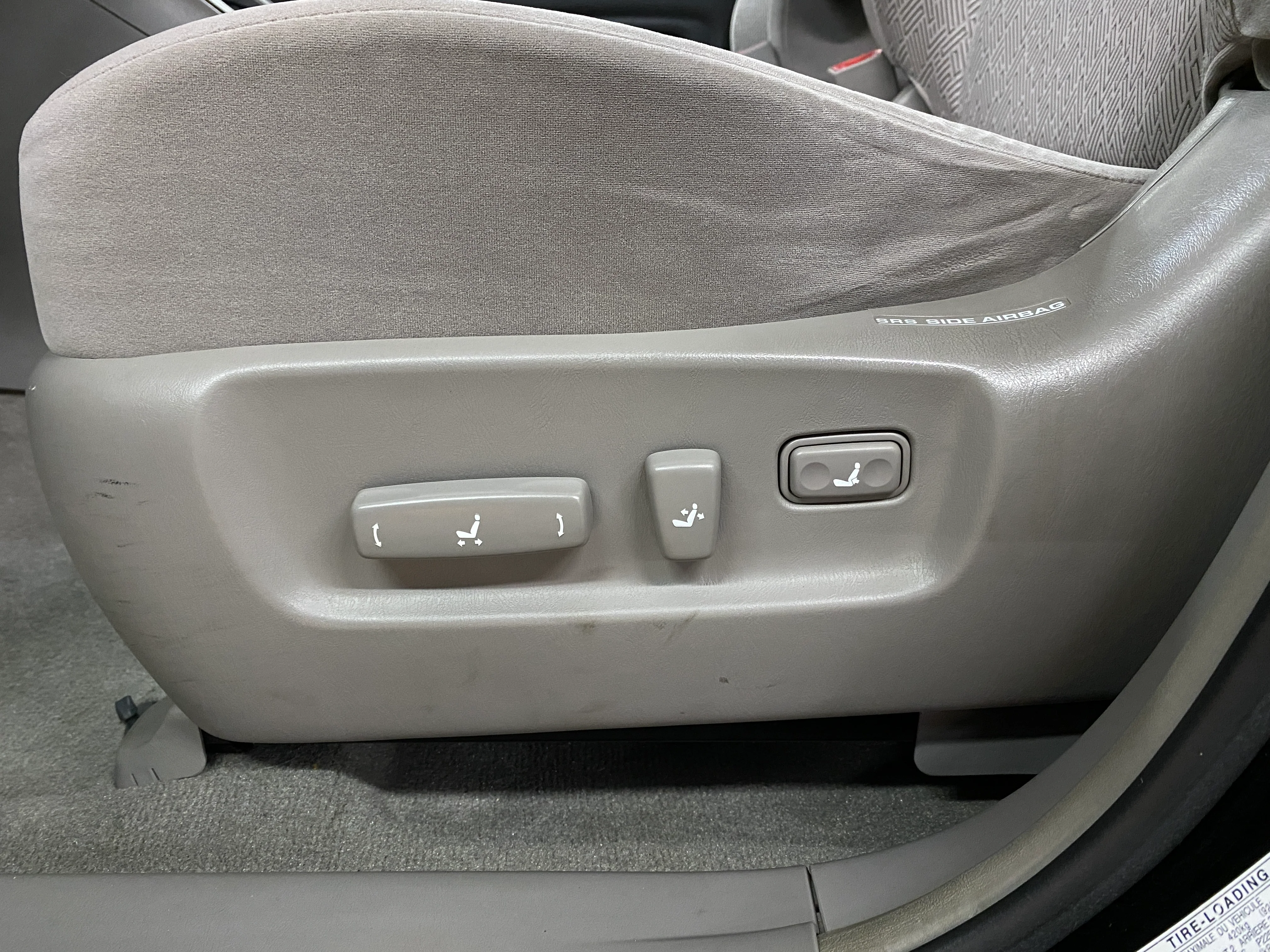 2003 Toyota Highlander V6 4WD - Image 16