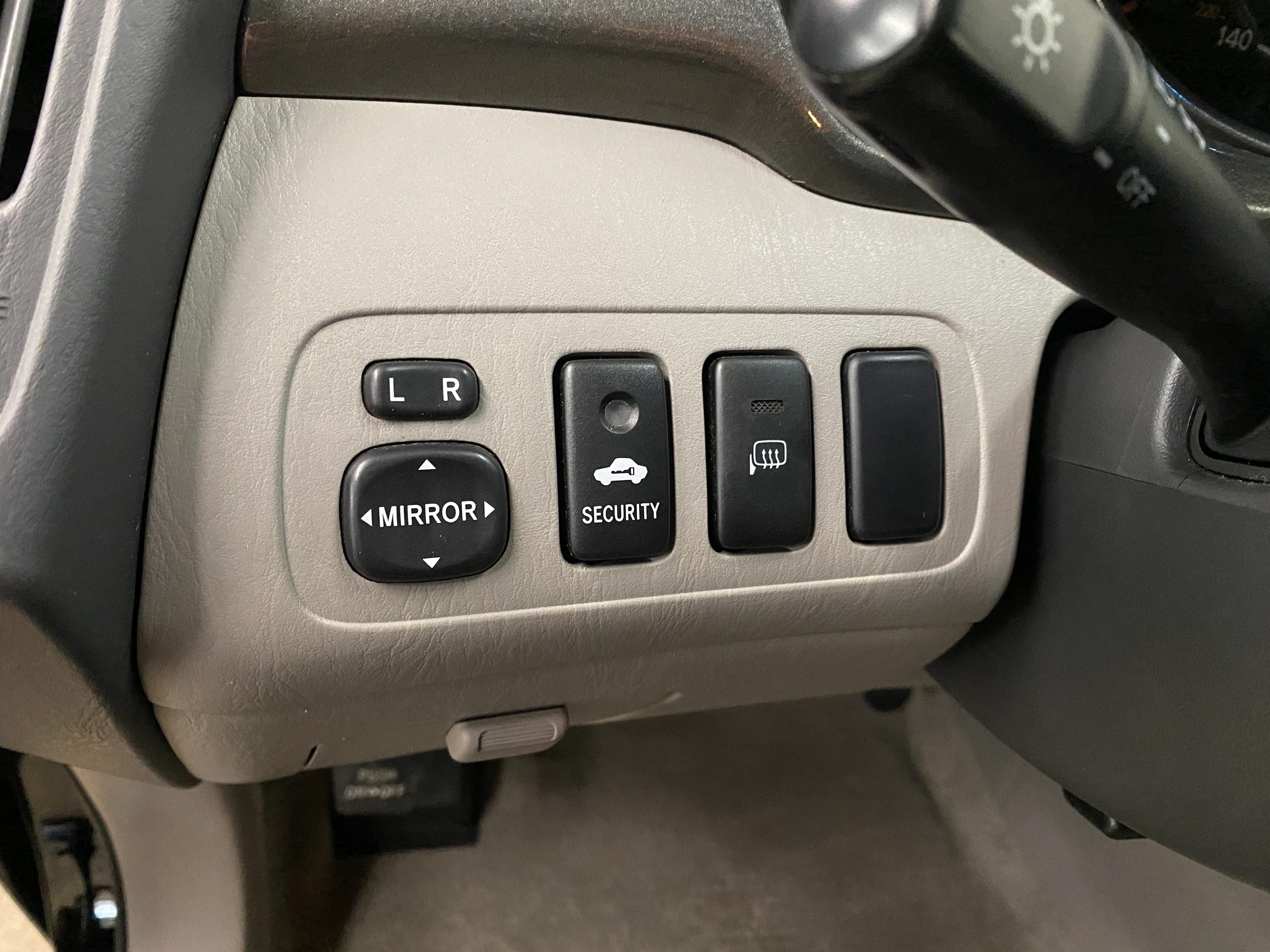 2003 Toyota Highlander V6 4WD - Image 17