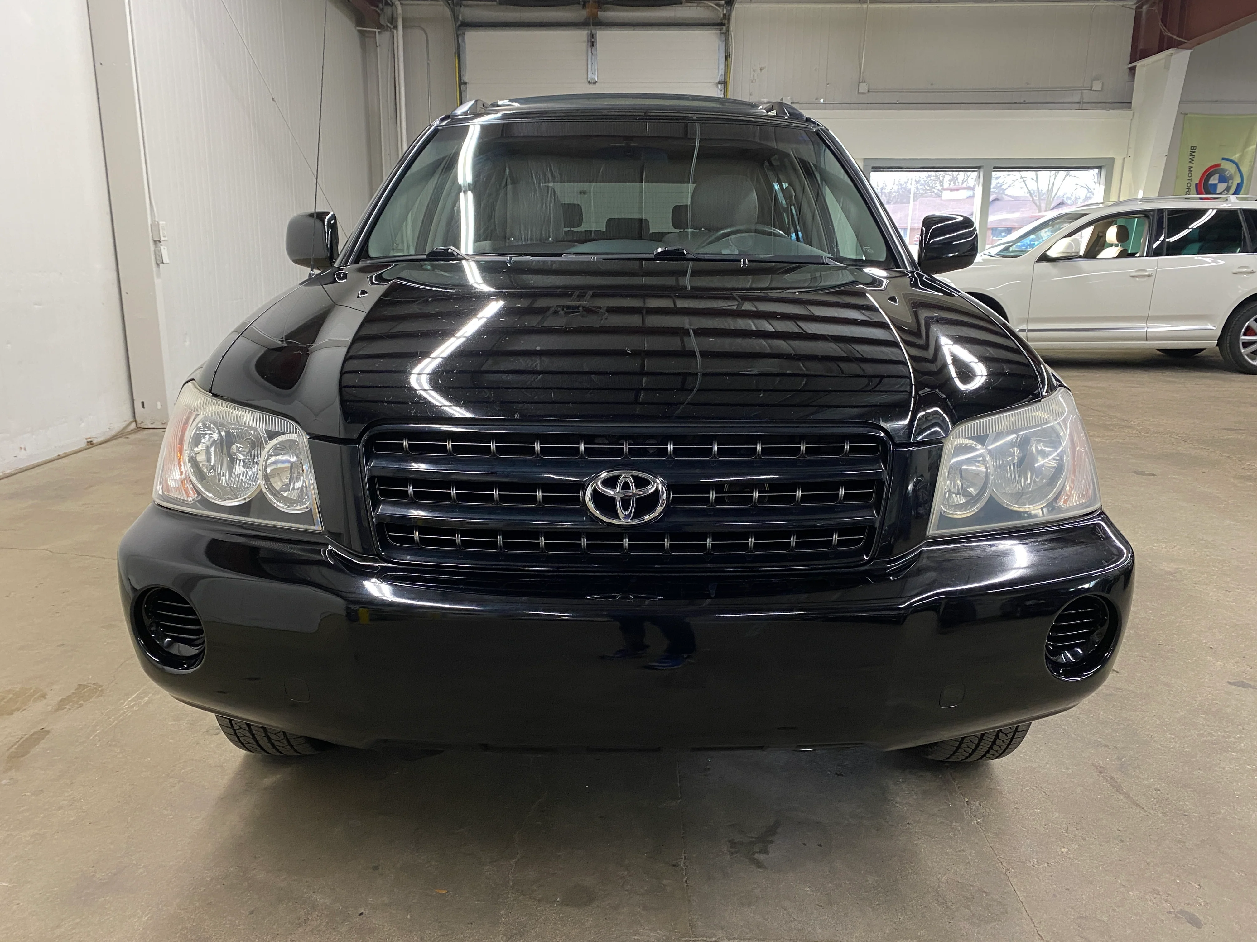 2003 Toyota Highlander V6 4WD - Image 8