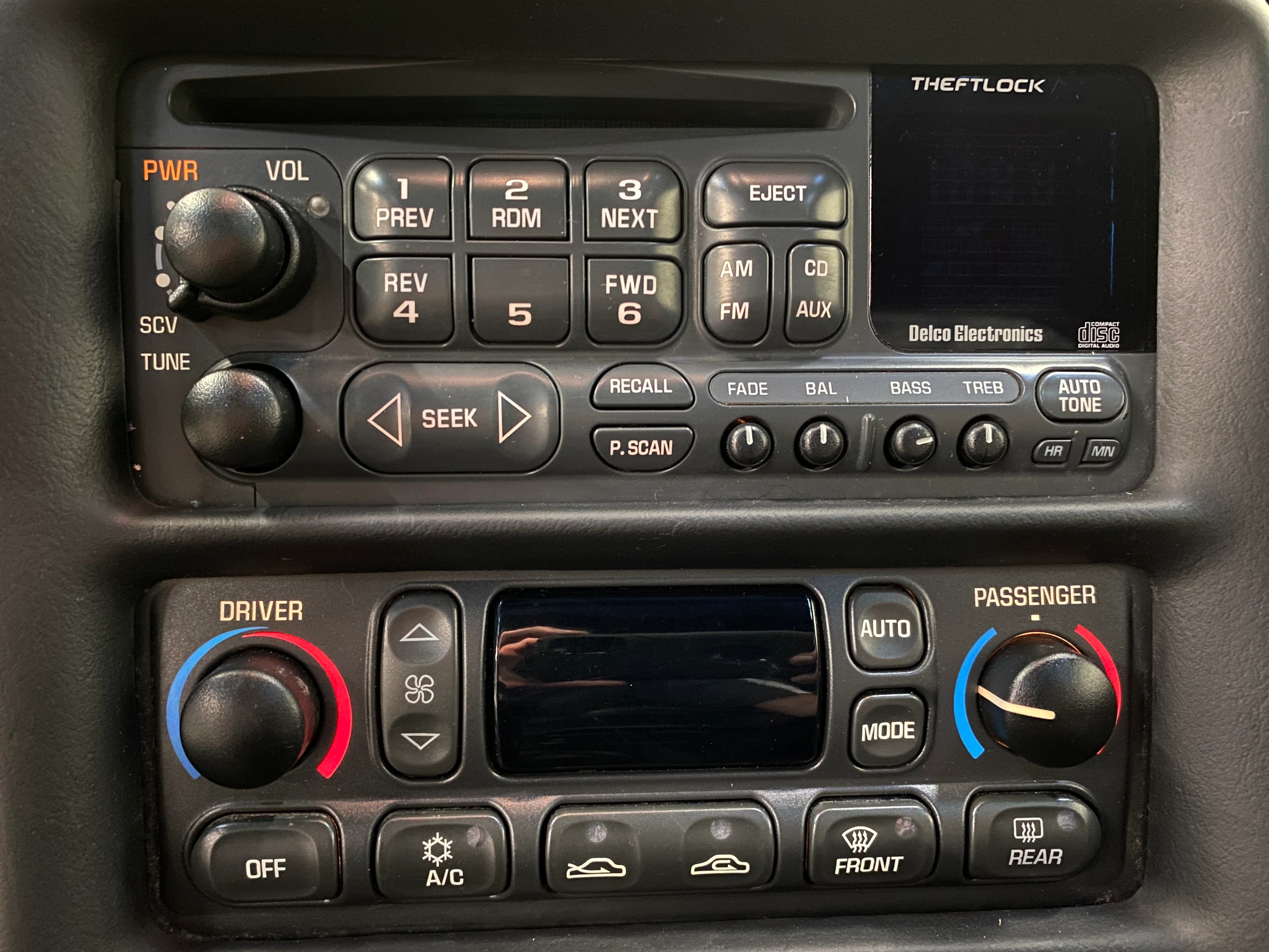 2004 Chevrolet Corvette Coupe - Image 20