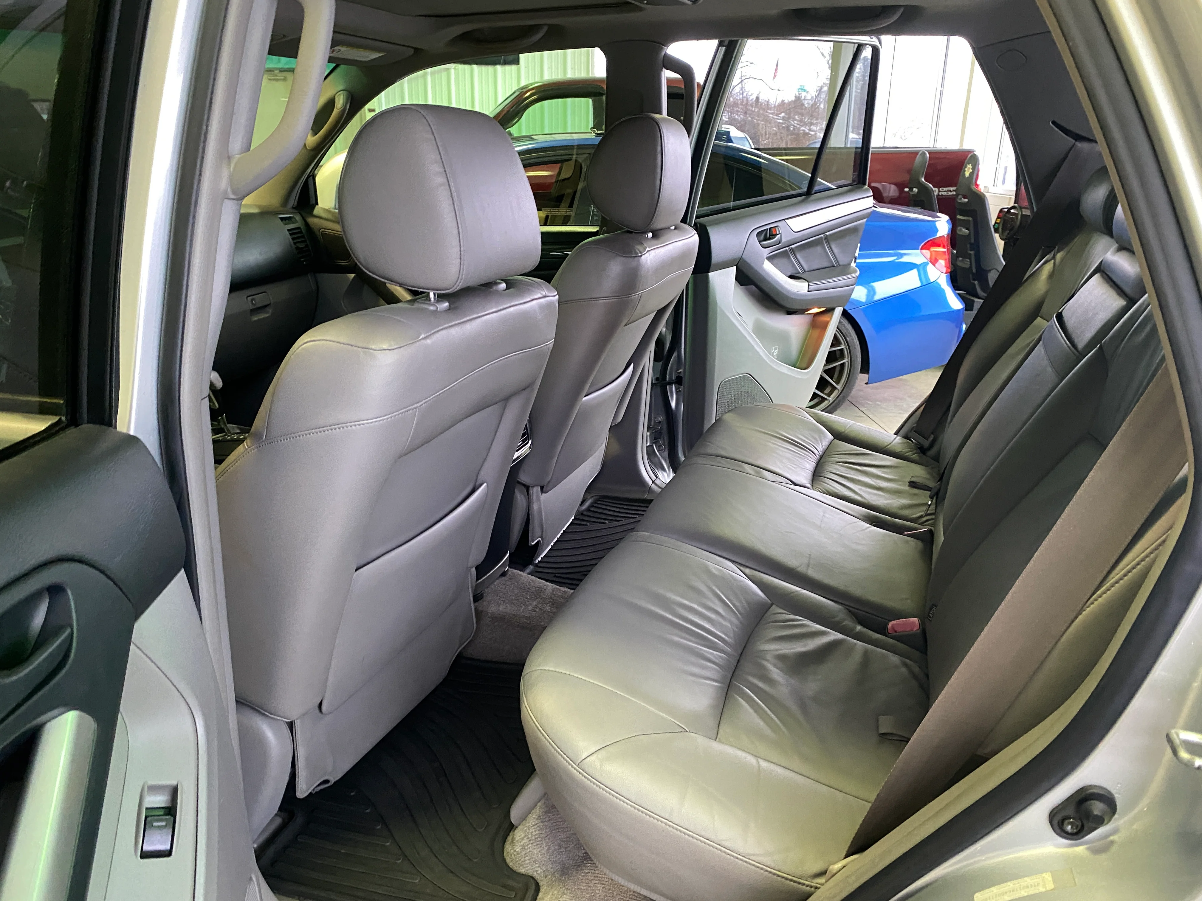 2004 Toyota 4Runner Limited V6 4WD - Image 11