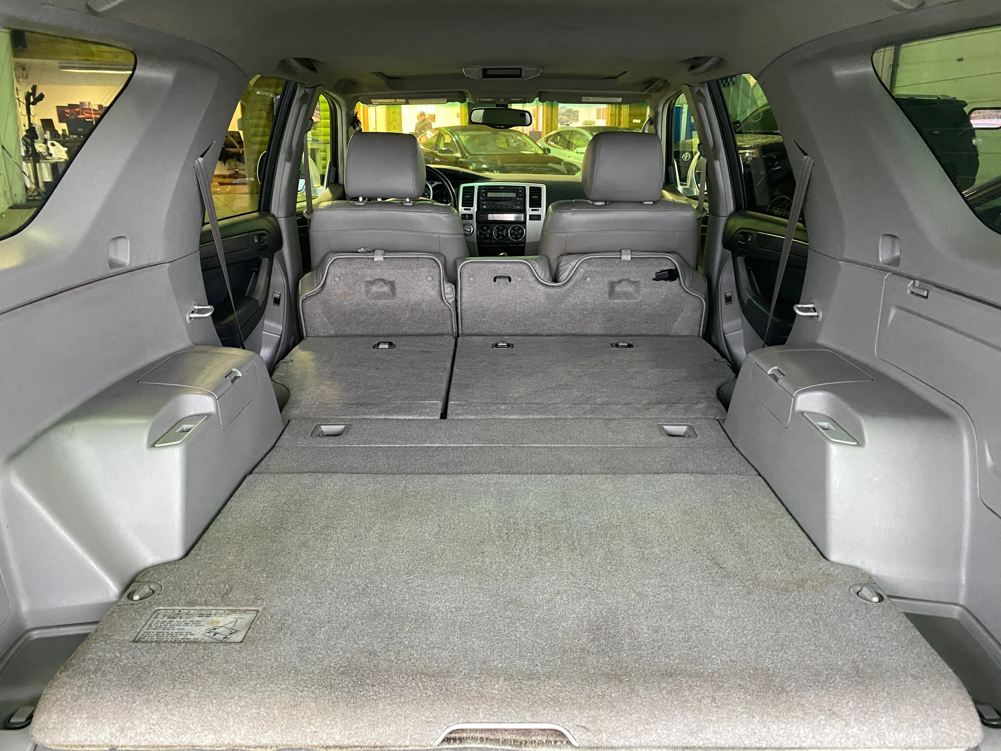 2004 Toyota 4Runner Limited V6 4WD - Image 14