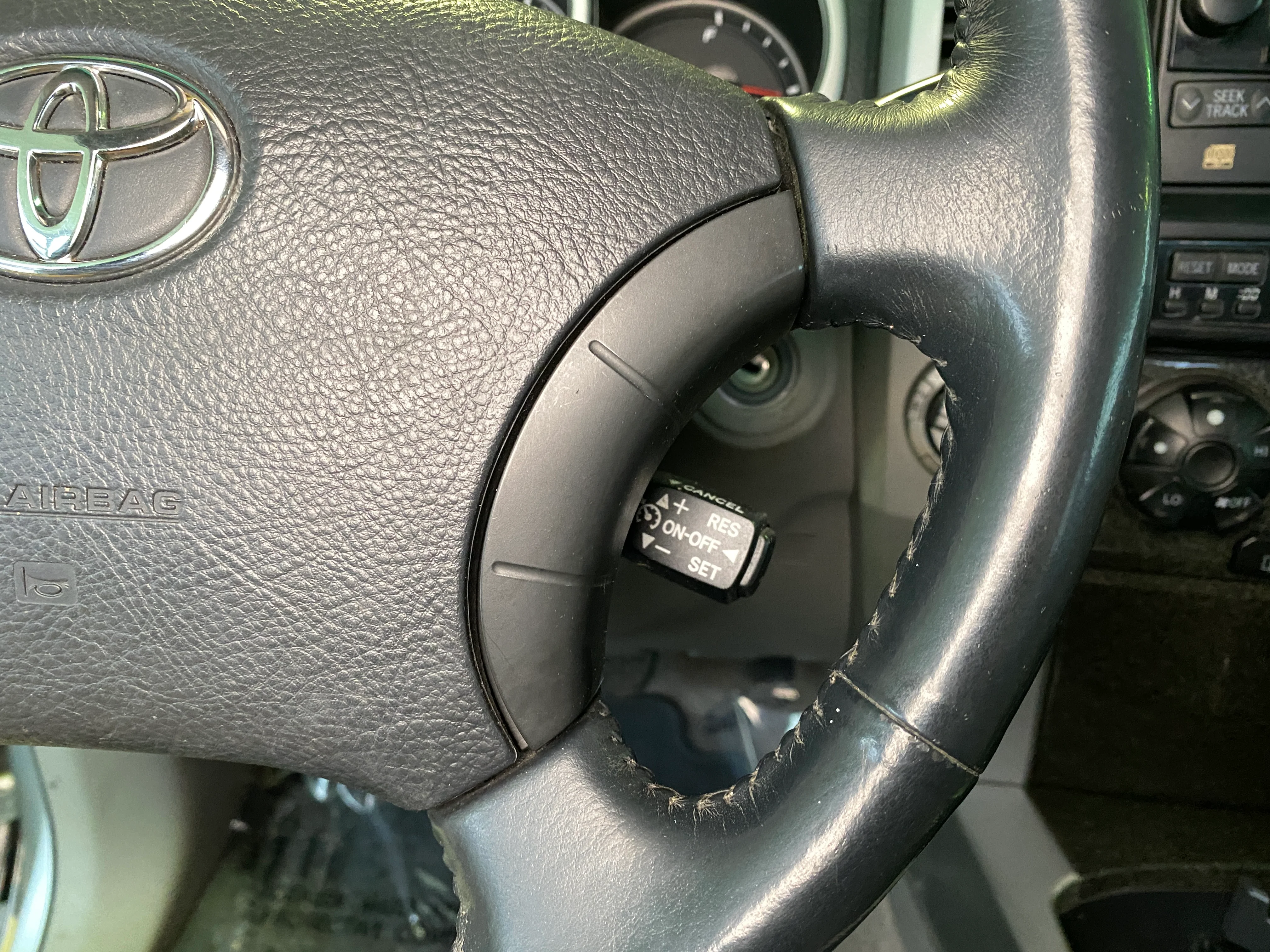 2004 Toyota 4Runner Limited V6 4WD - Image 21