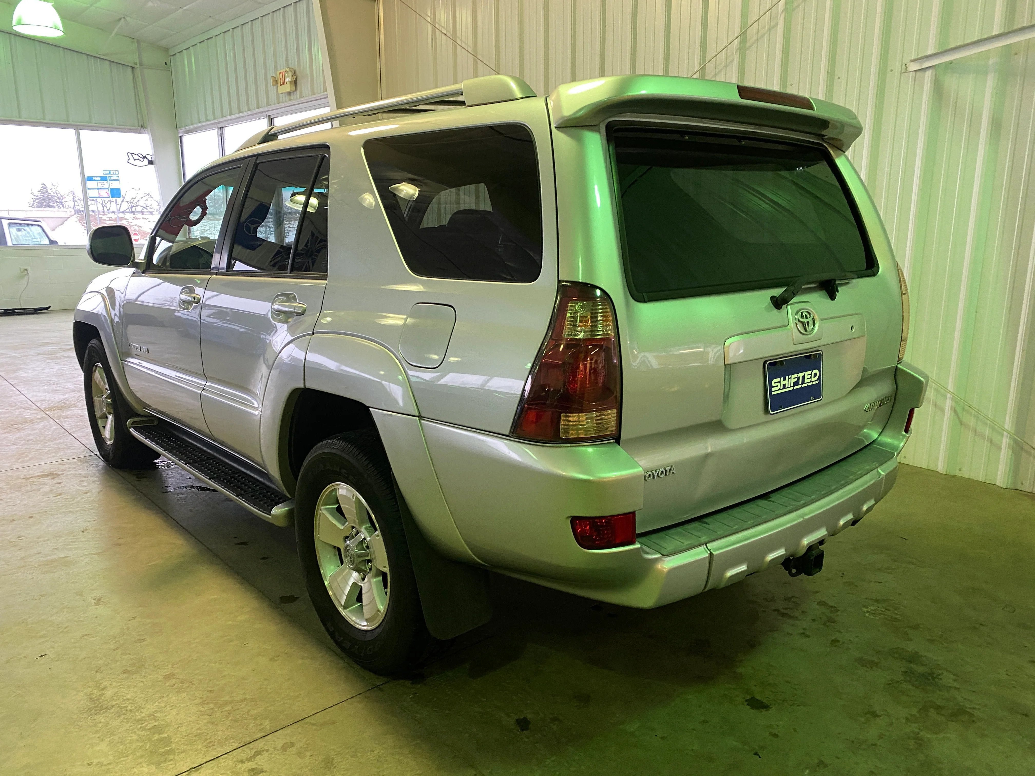 2004 Toyota 4Runner Limited V6 4WD - Image 3