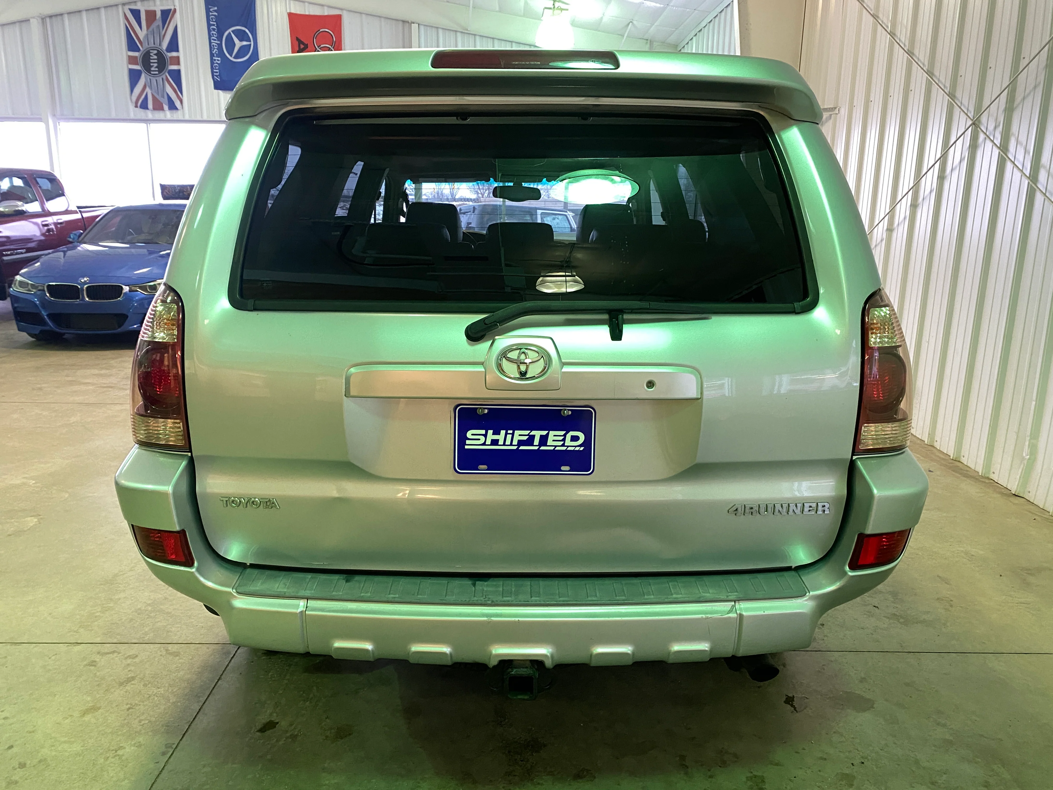 2004 Toyota 4Runner Limited V6 4WD - Image 4