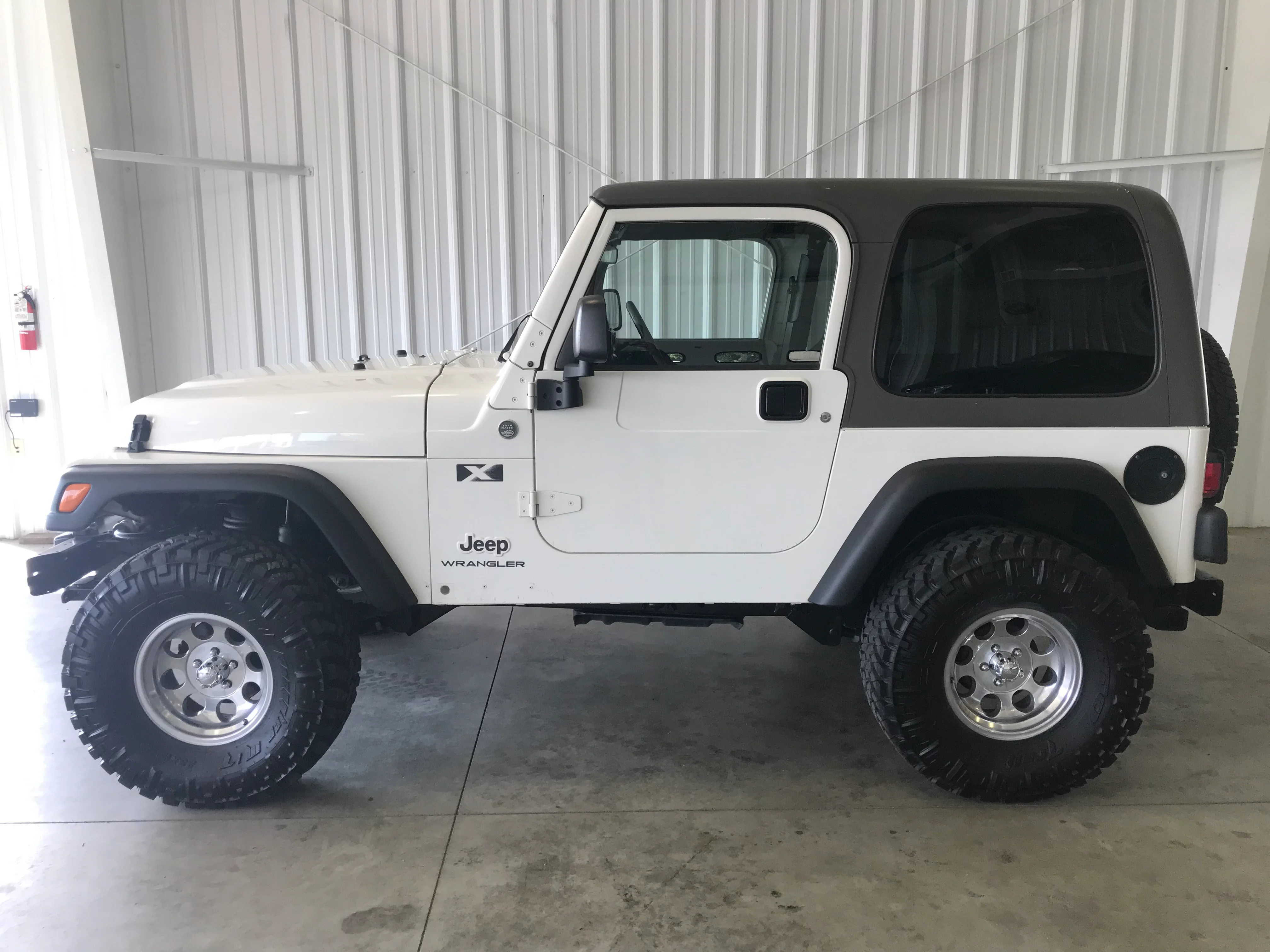 2005 Jeep Wrangler - Image 2