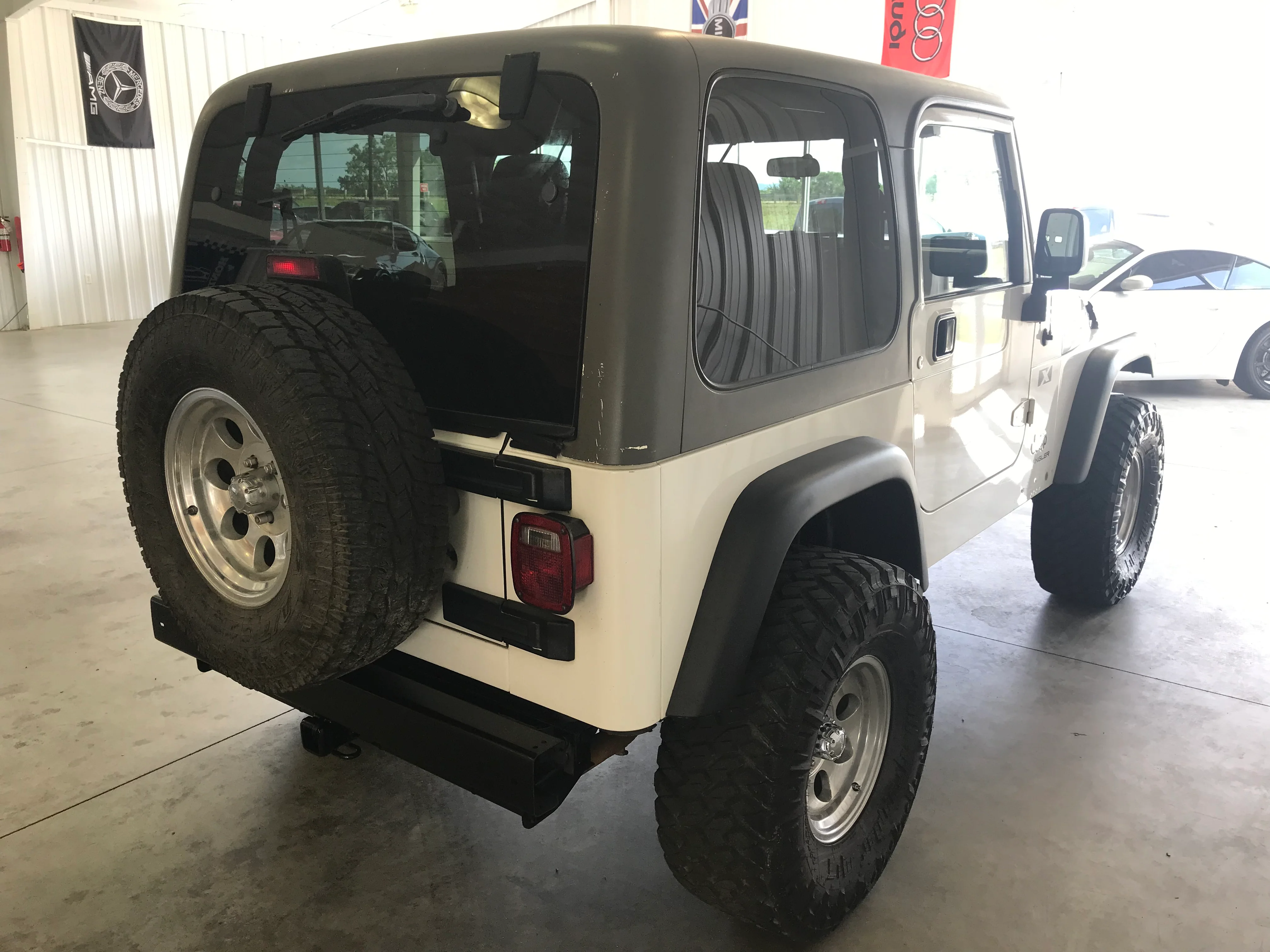 2005 Jeep Wrangler - Image 5
