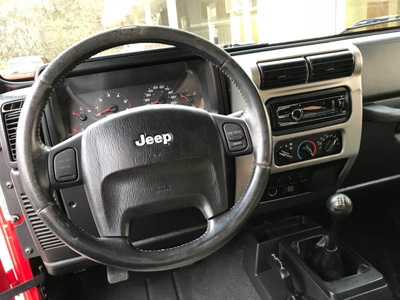 2005 Jeep Wrangler - Image 9
