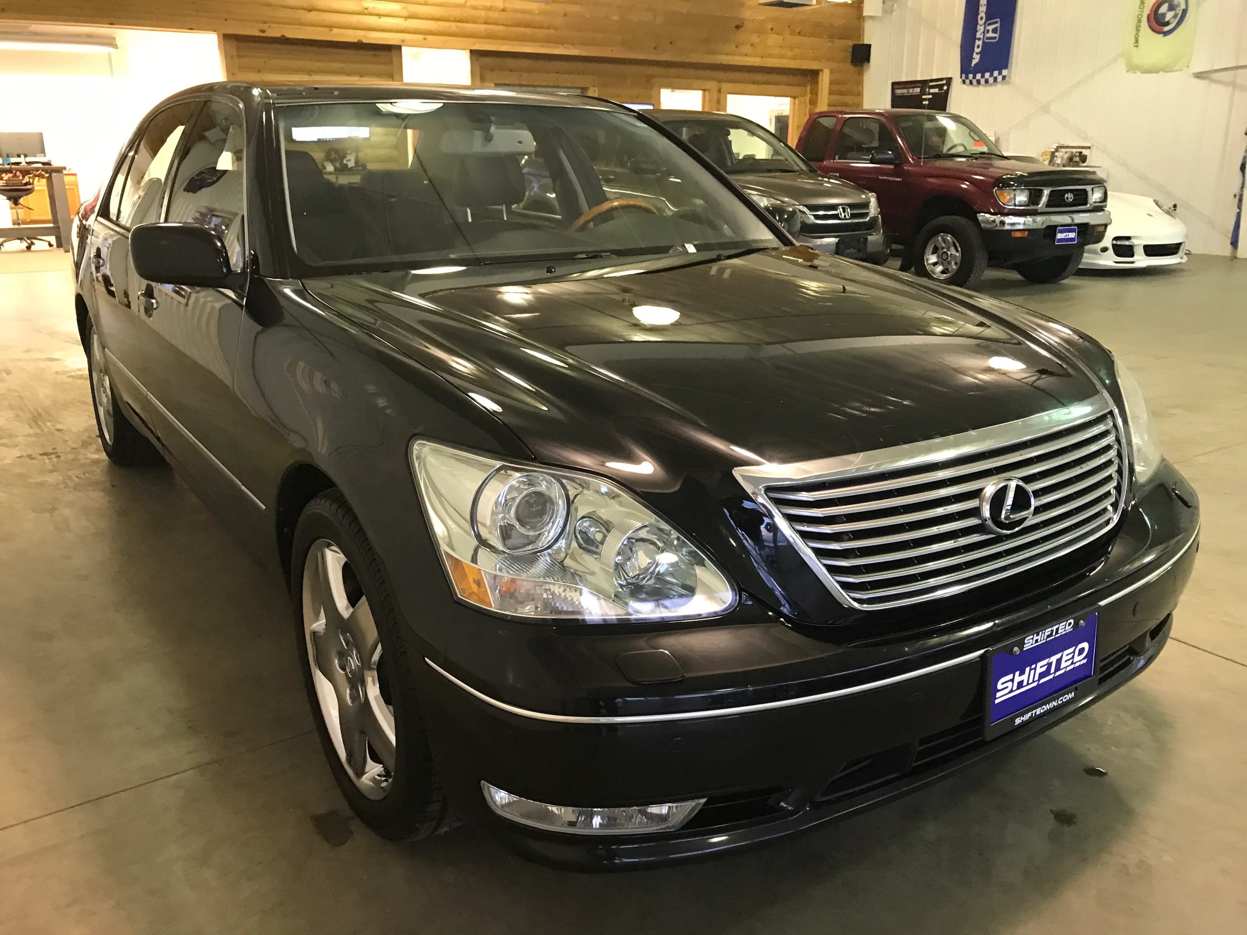 2005 Lexus LS430 - Image 7