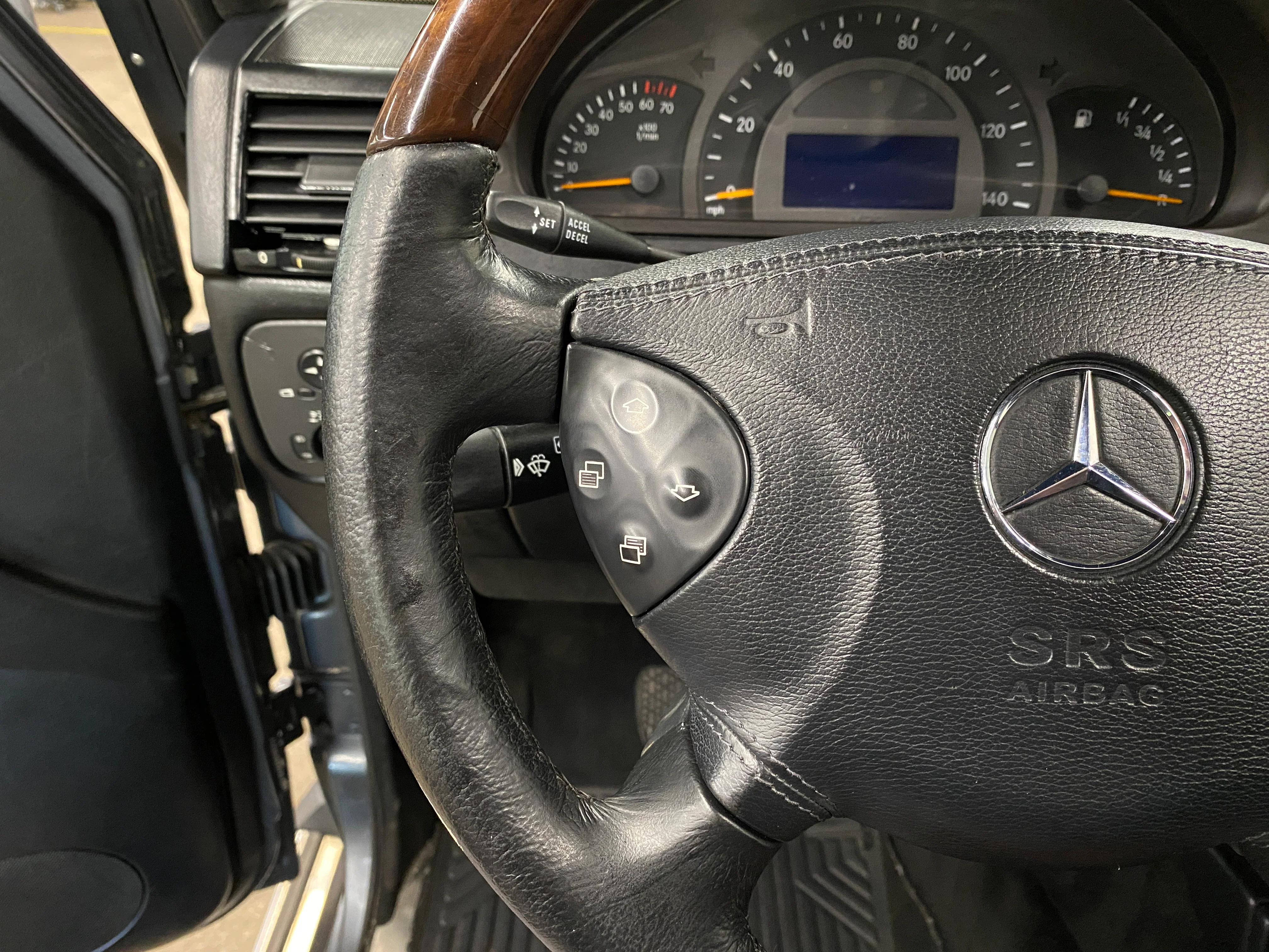 2005 Mercedes-Benz G500 Grand Edition - Image 24