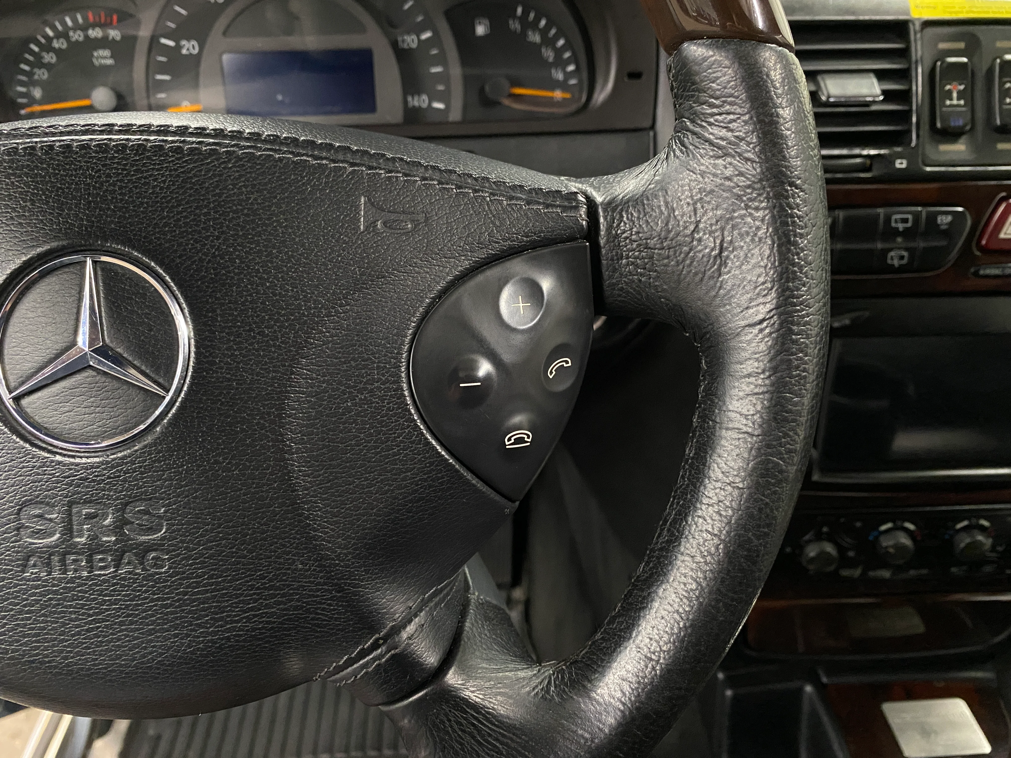 2005 Mercedes-Benz G500 Grand Edition - Image 25