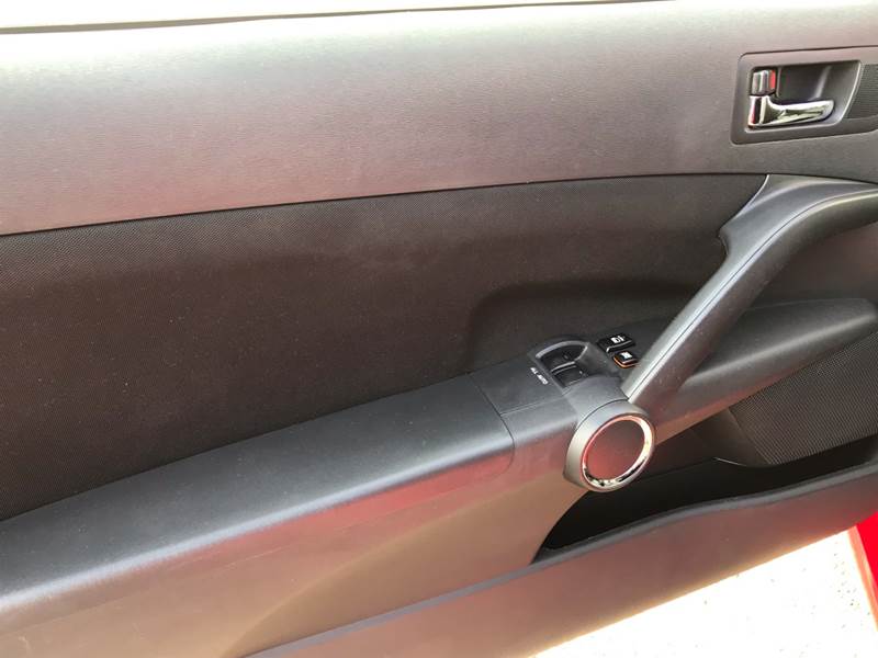 2005 Scion TC - Image 14