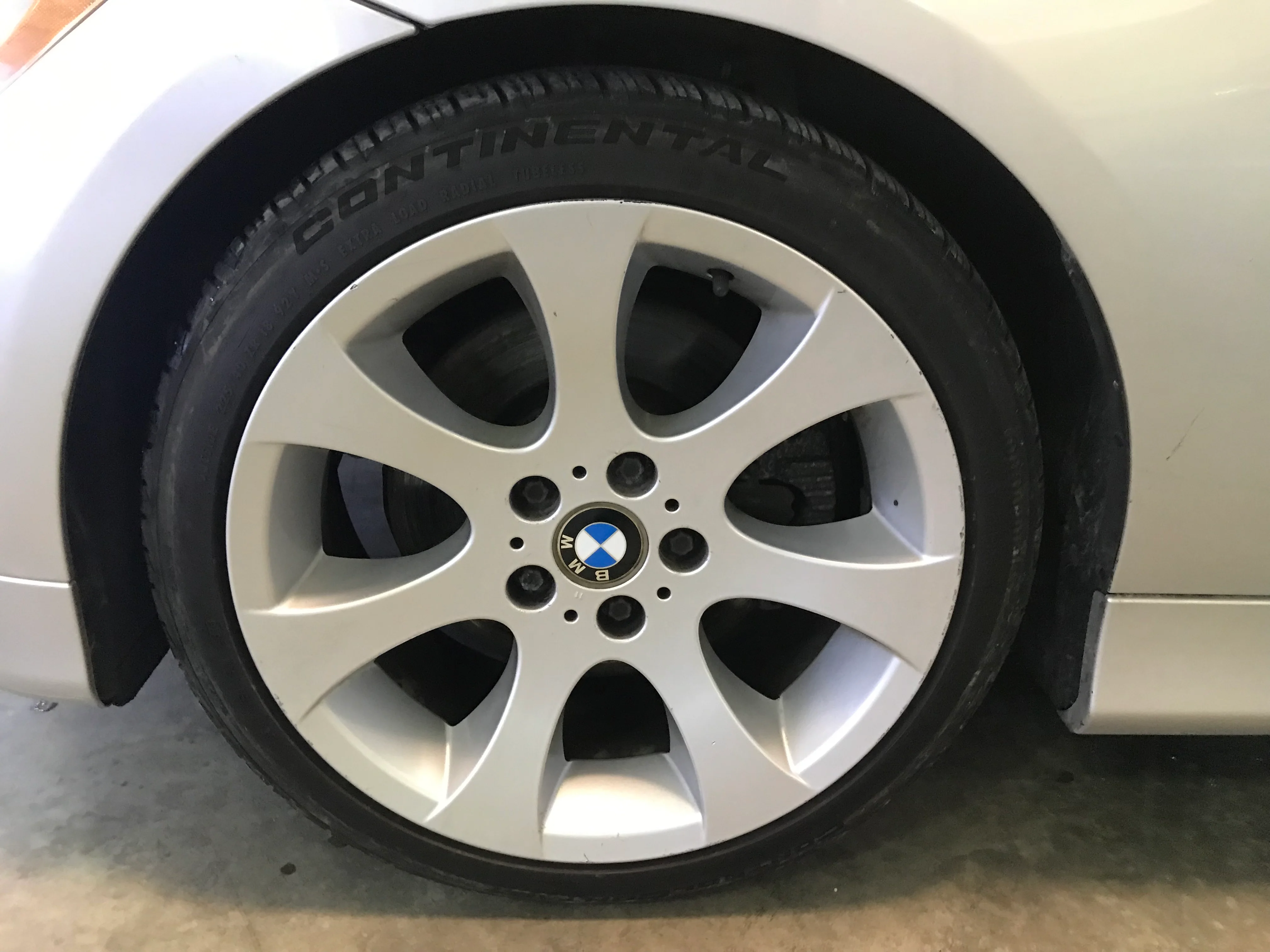 2006 BMW 330i - Image 9