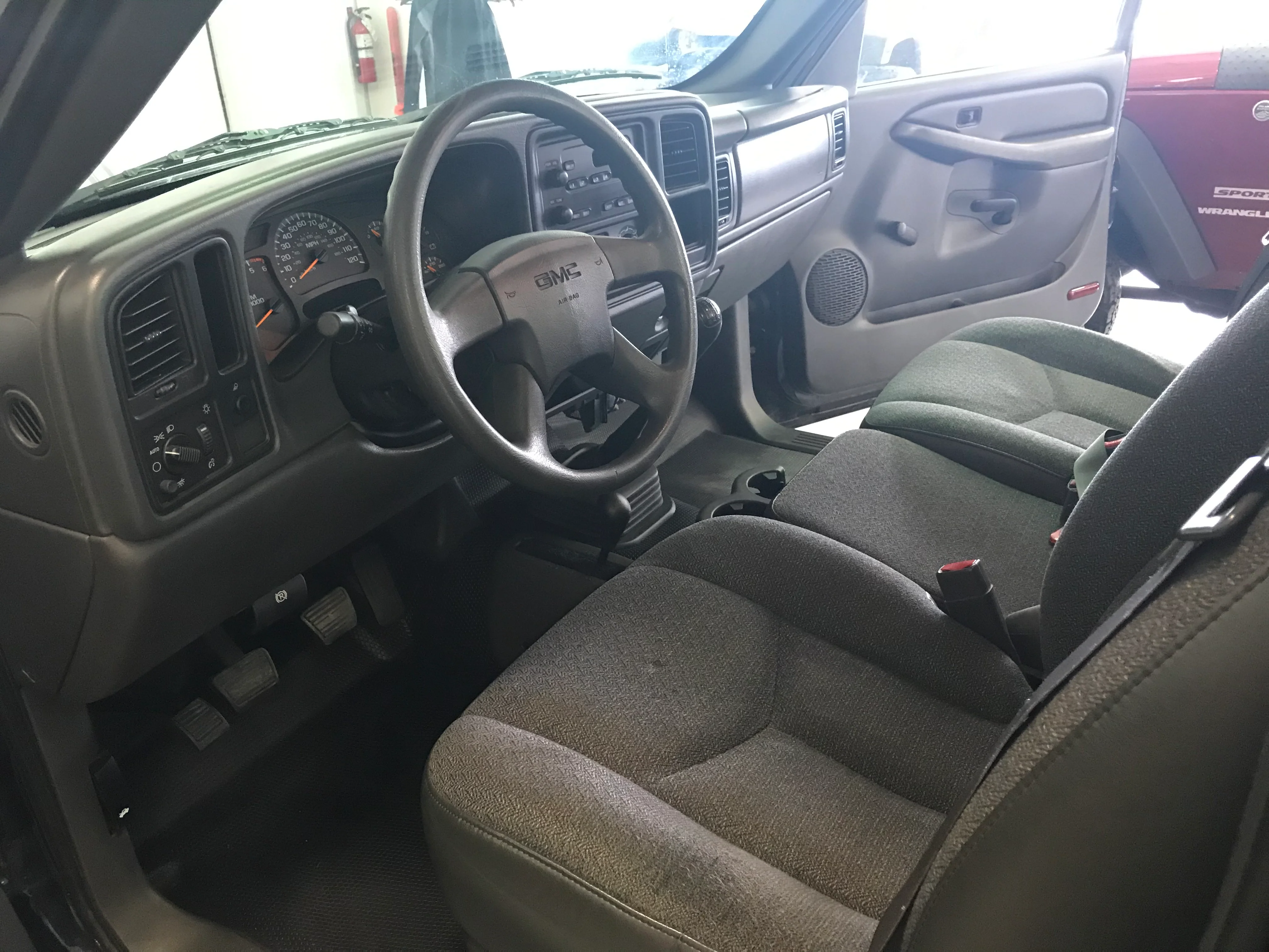 SOLD - 2006 GMC Sierra 1500 - Image 10