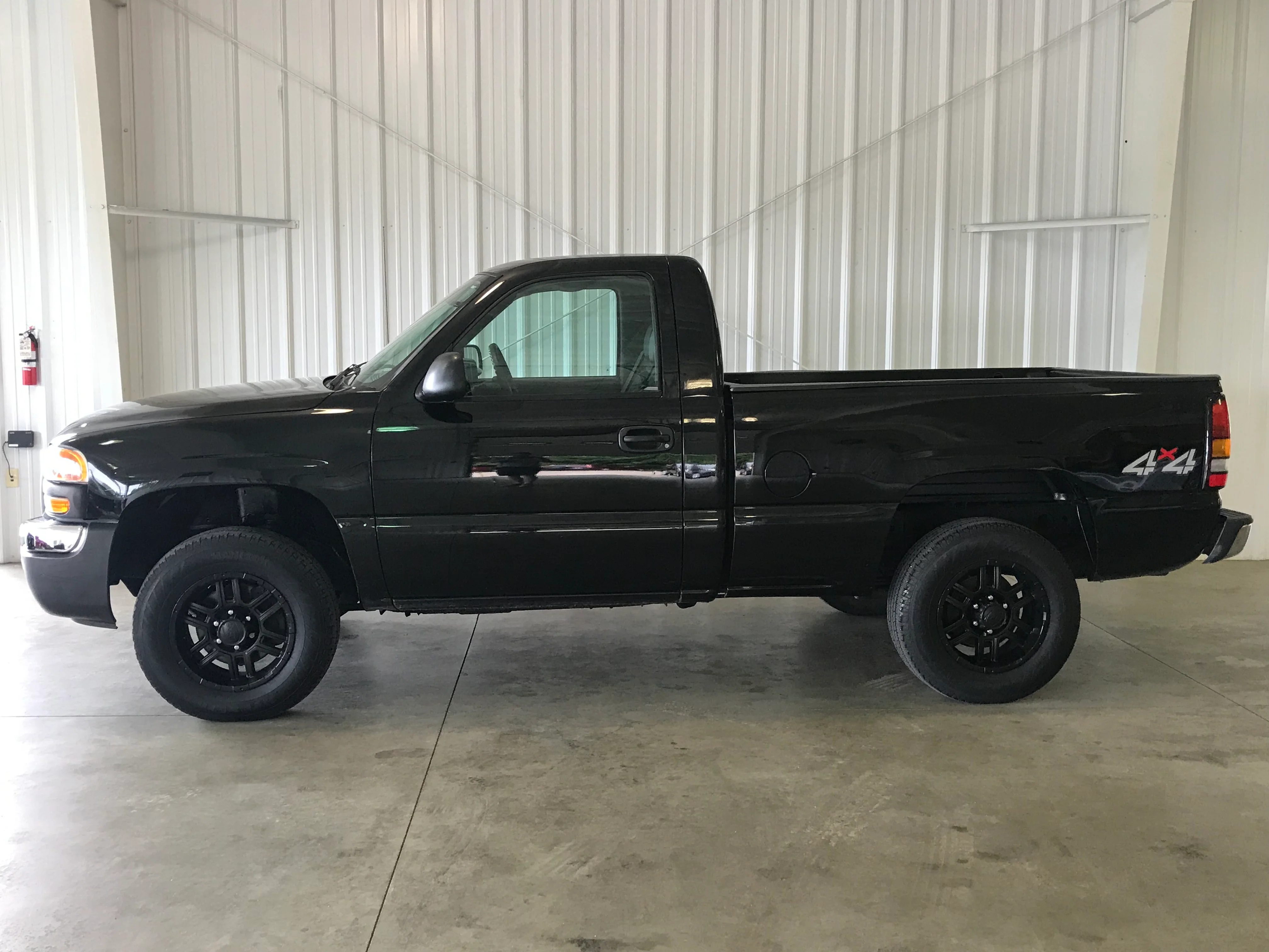 SOLD - 2006 GMC Sierra 1500 - Image 2