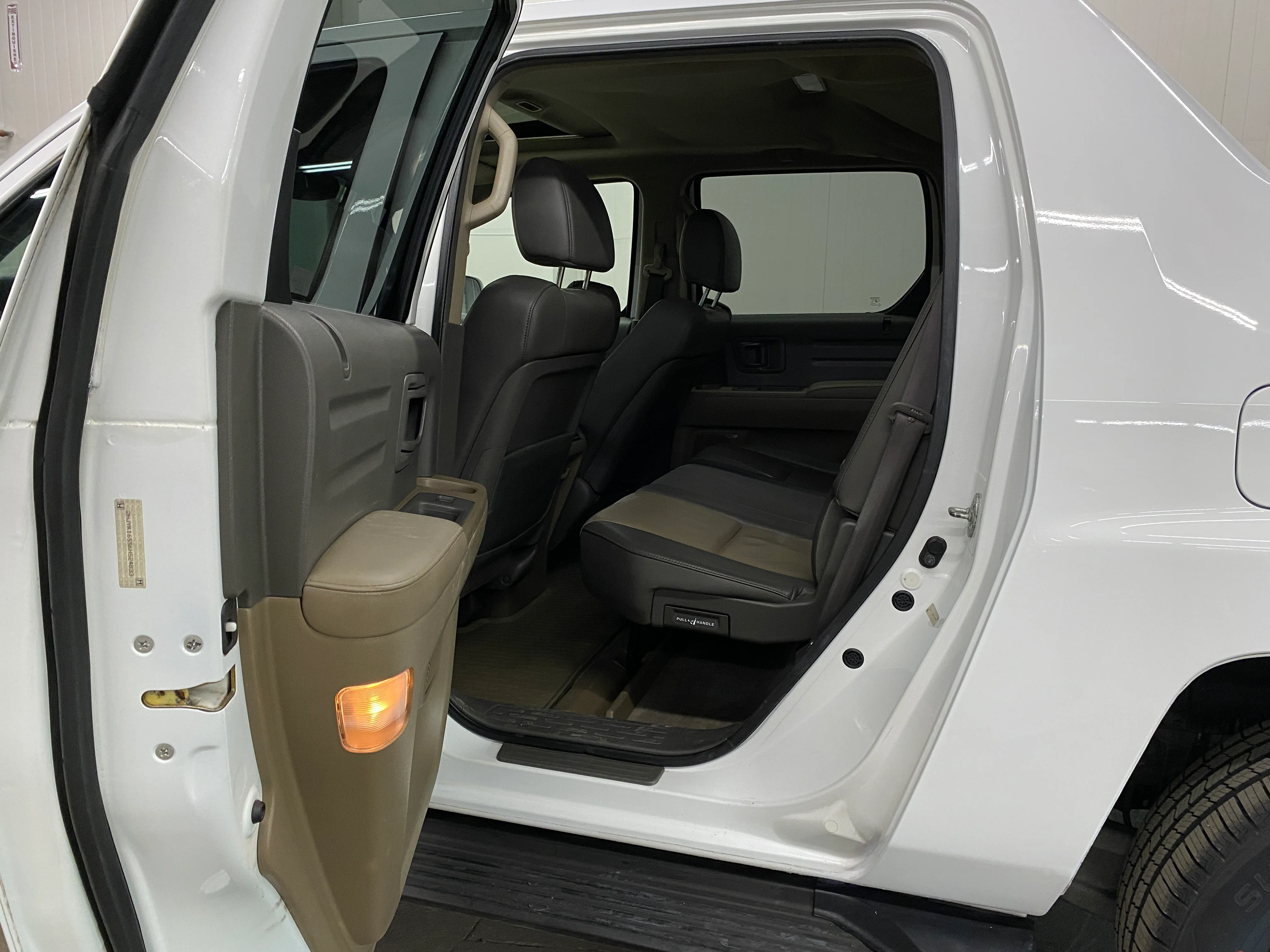 2006 Honda Ridgeline EX-L 4WD - Image 38