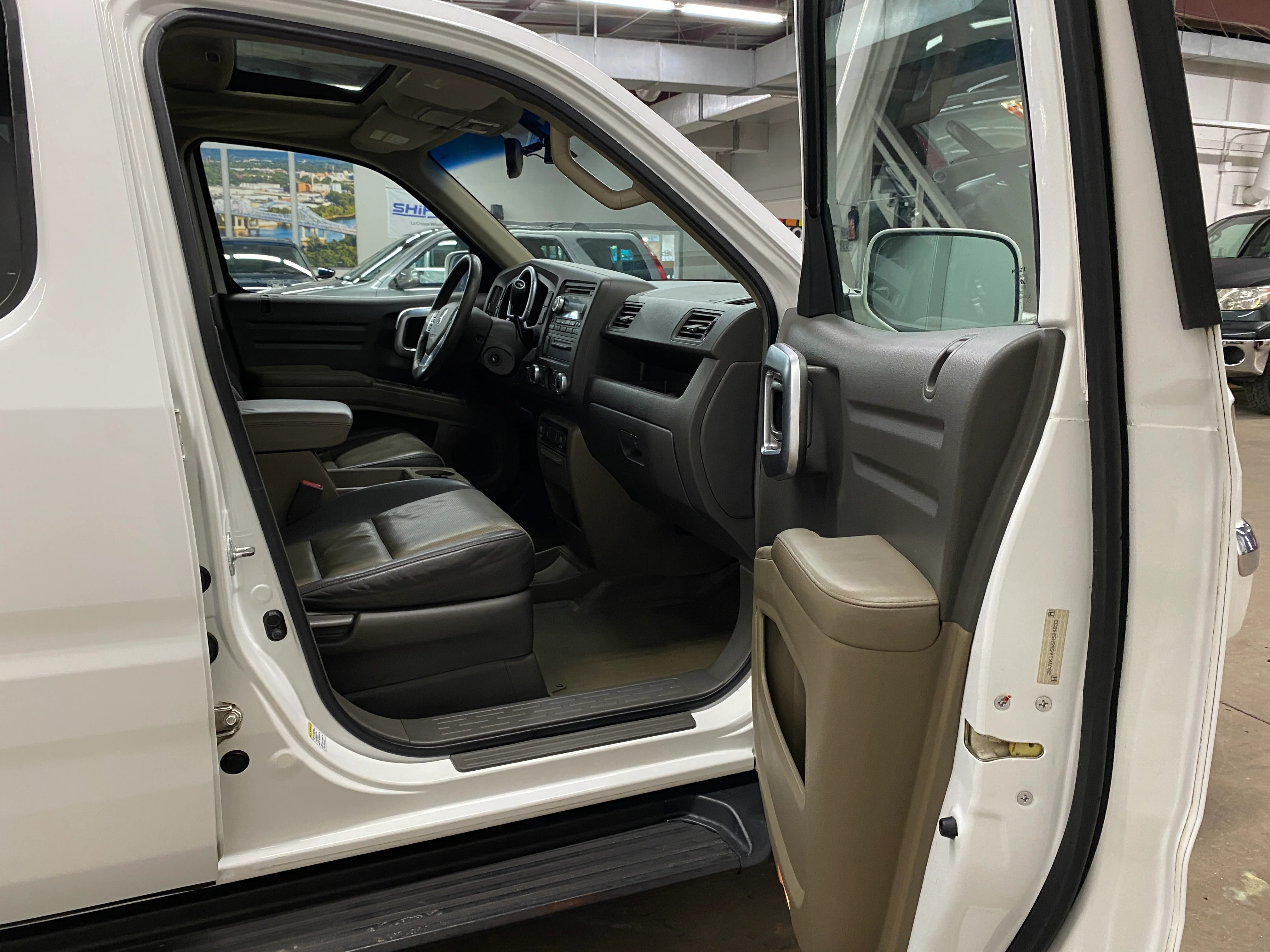 2006 Honda Ridgeline EX-L 4WD - Image 46