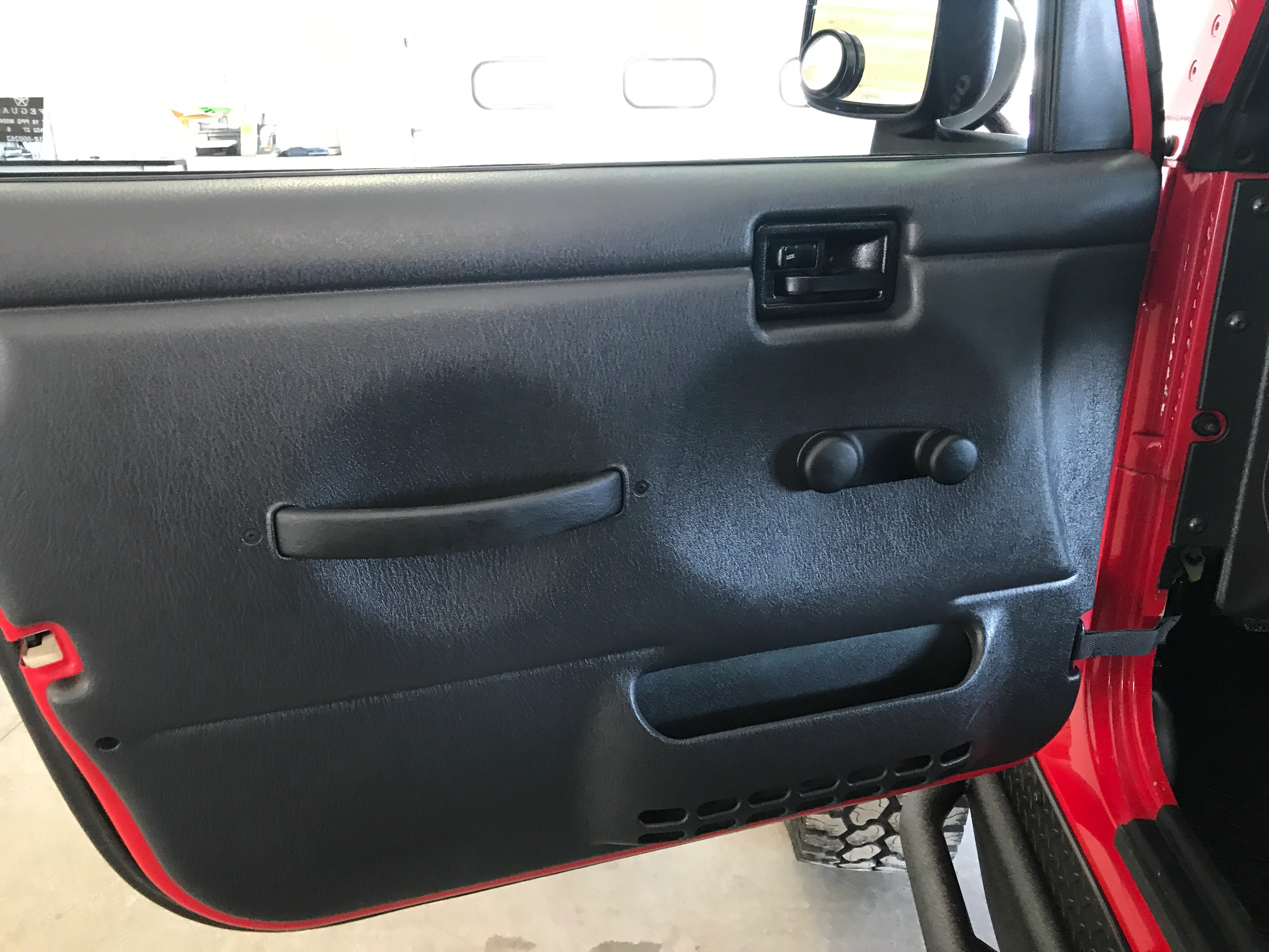 2006 Jeep Wrangler - Image 13