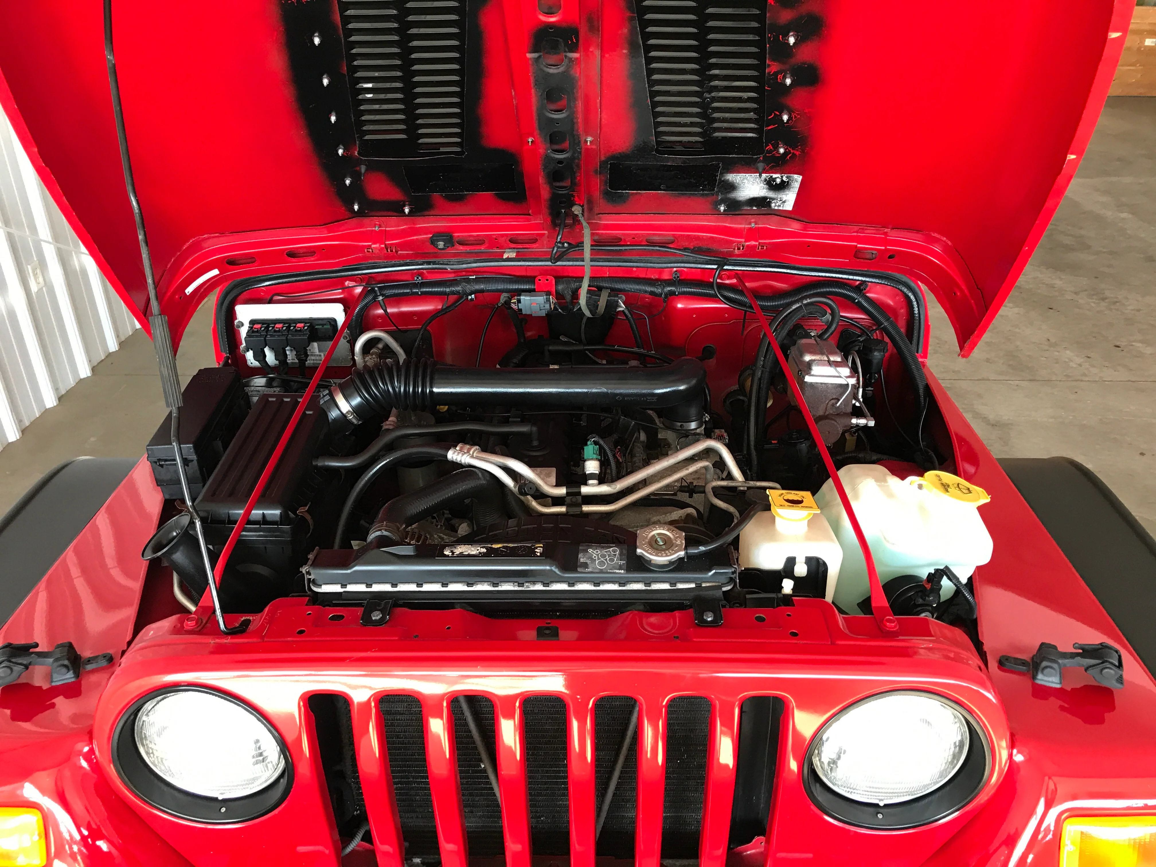 2006 Jeep Wrangler - Image 9