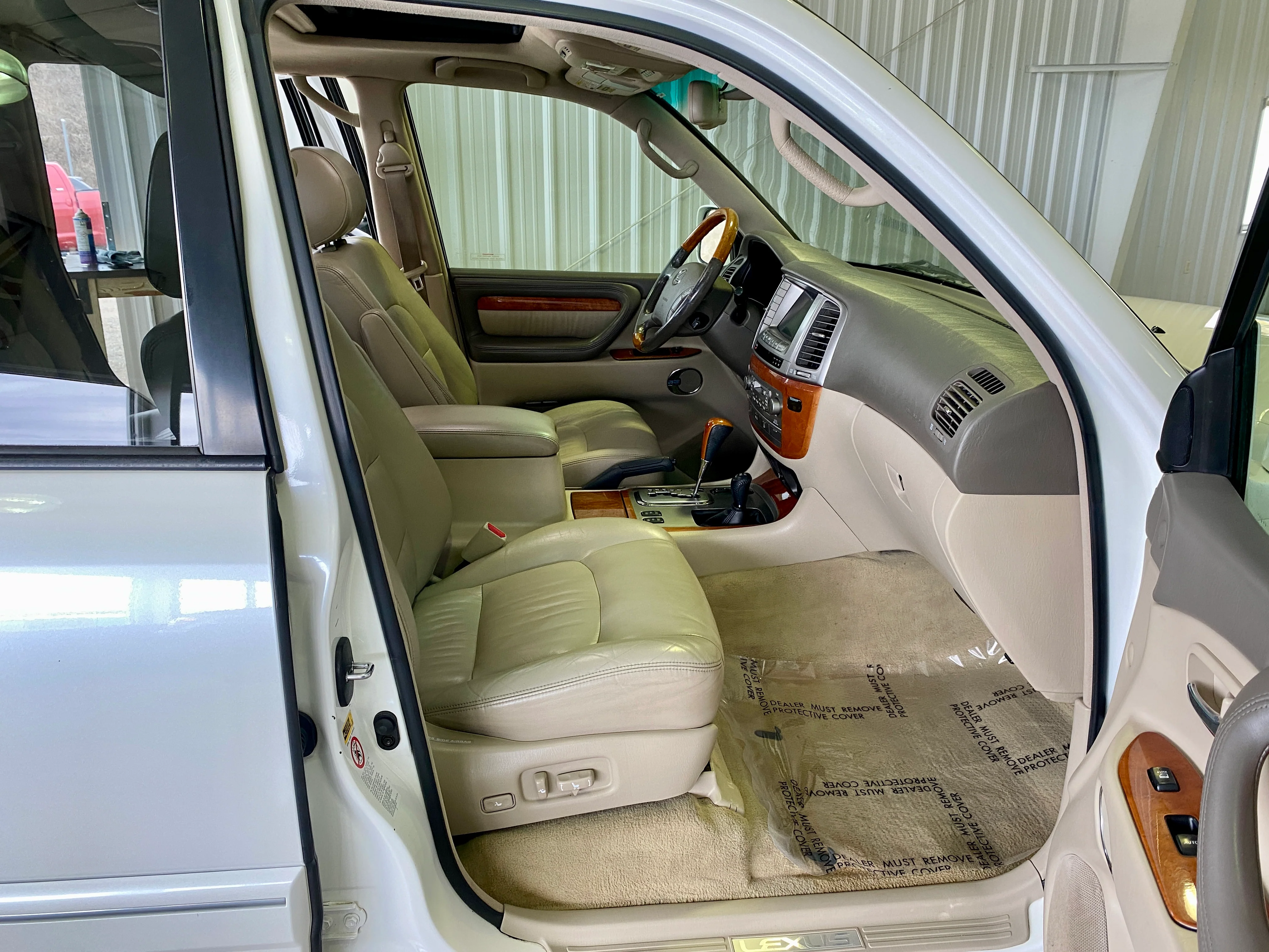 SOLD - 2006 Lexus LX 470 - Image 16