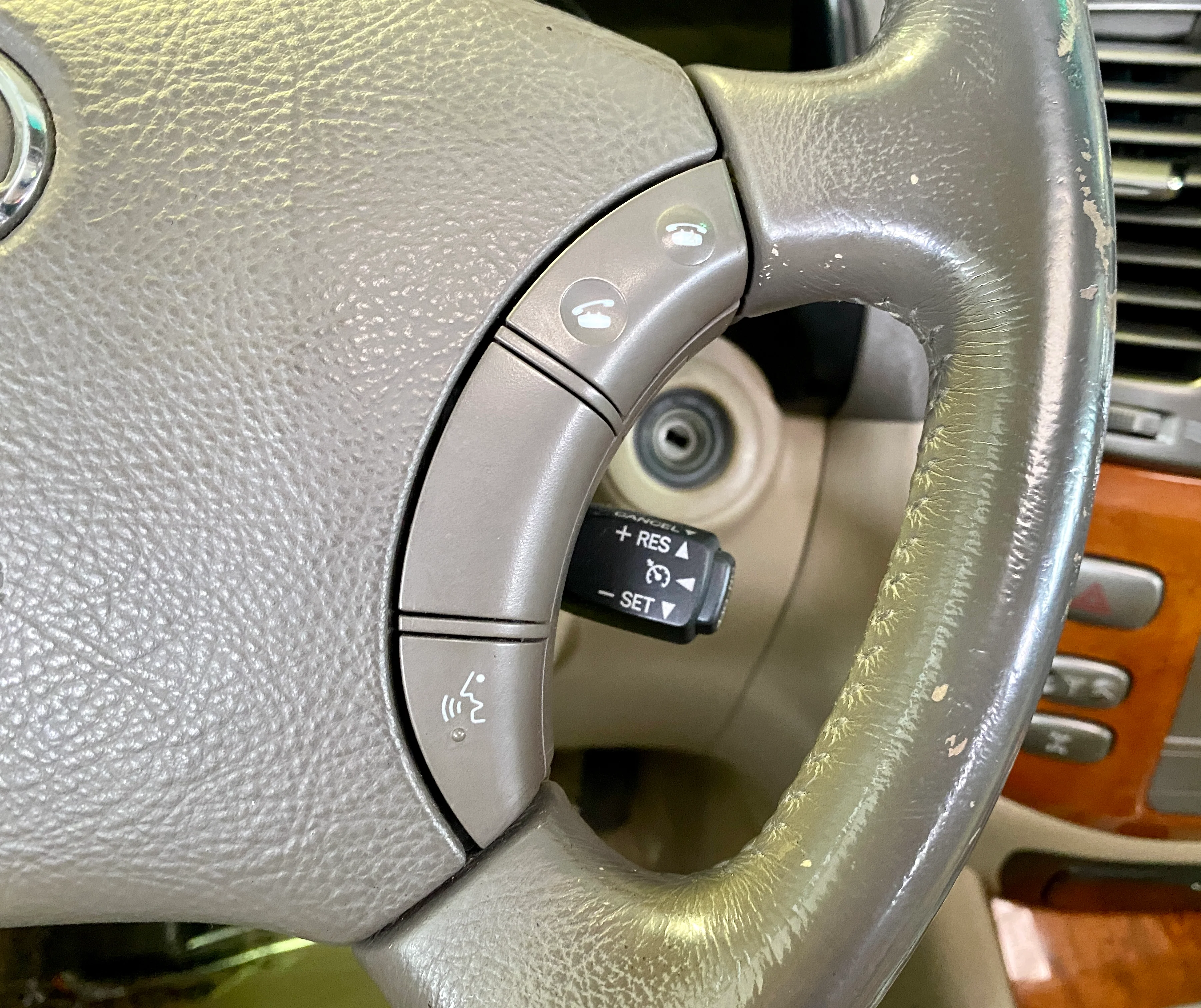 SOLD - 2006 Lexus LX 470 - Image 24