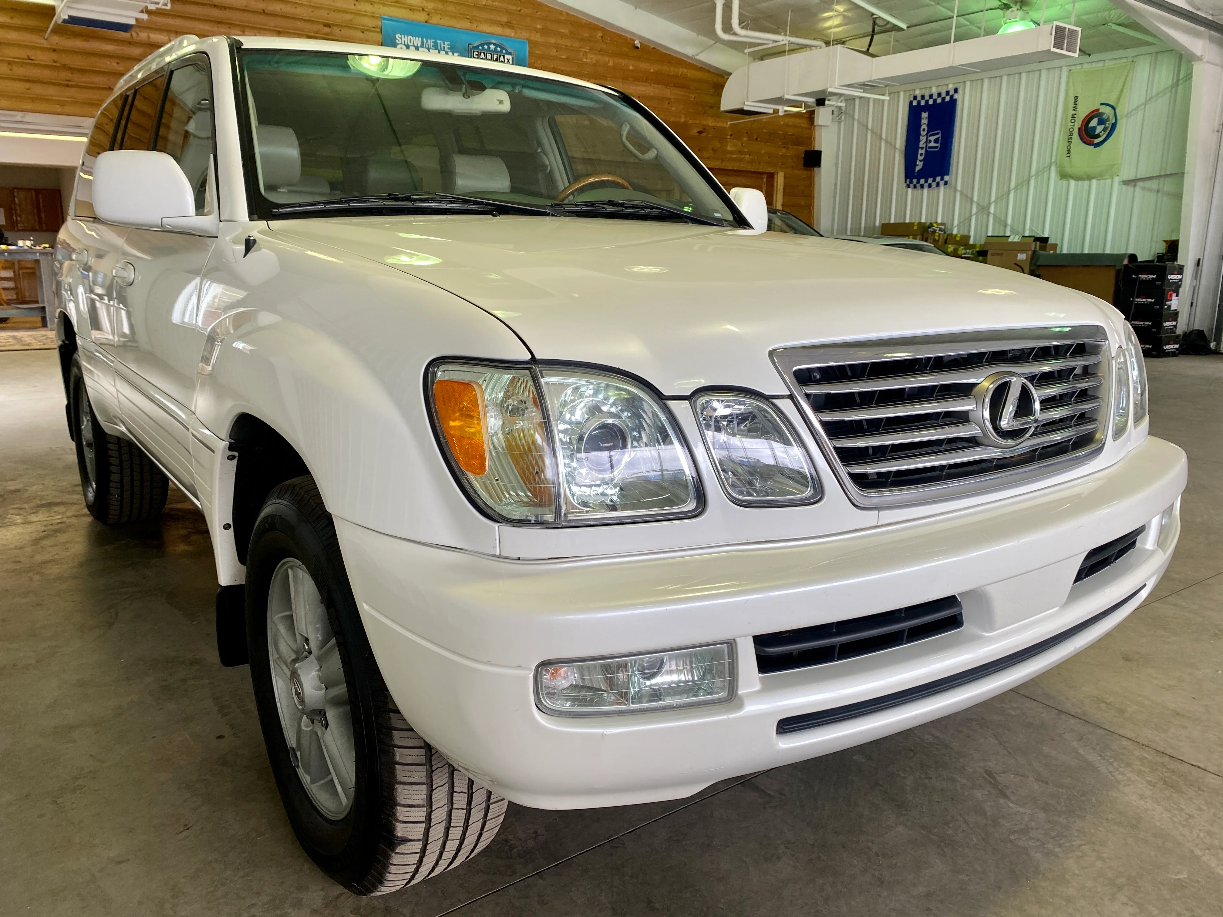 SOLD - 2006 Lexus LX 470 - Image 6