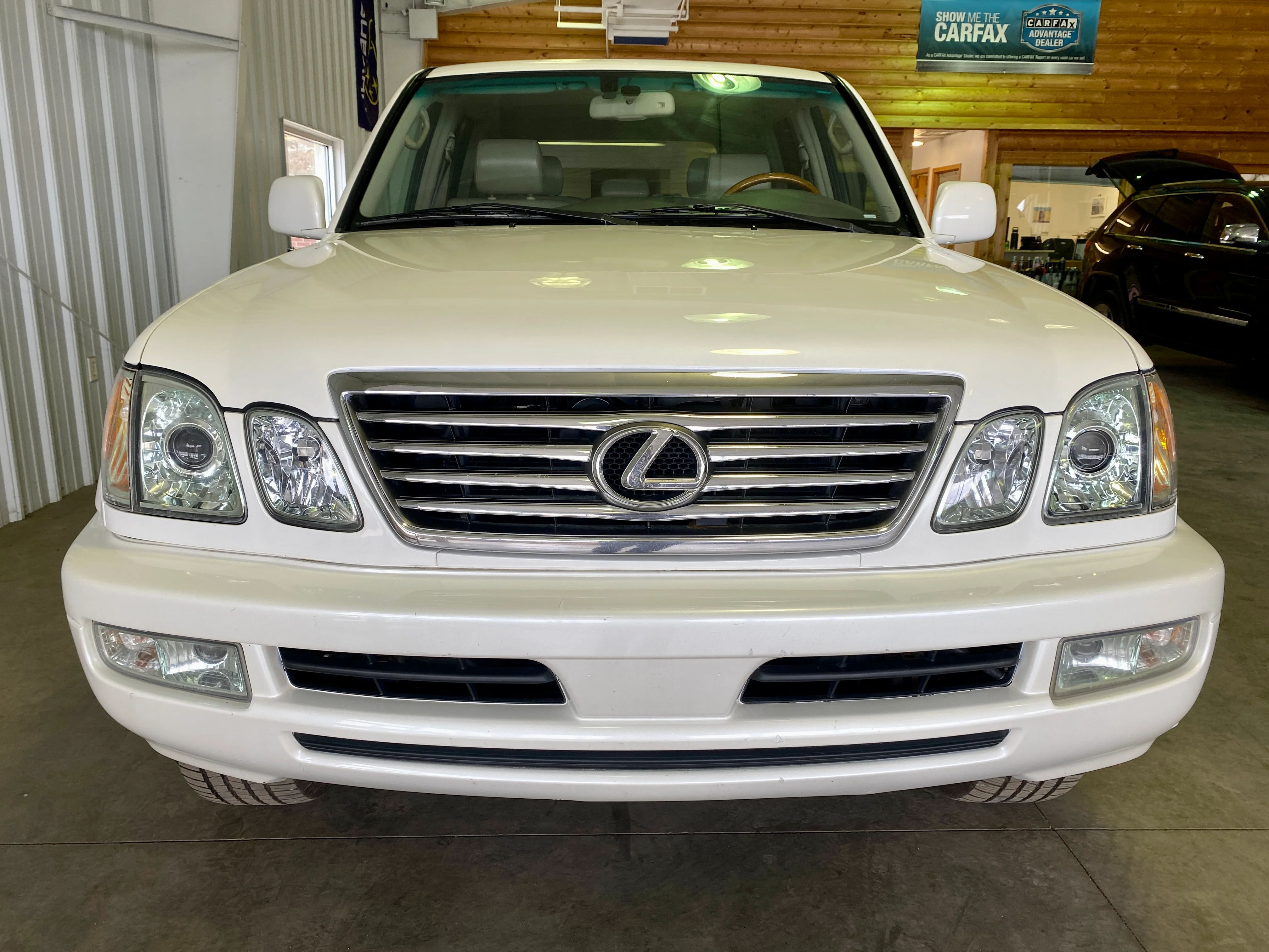 SOLD - 2006 Lexus LX 470 - Image 7
