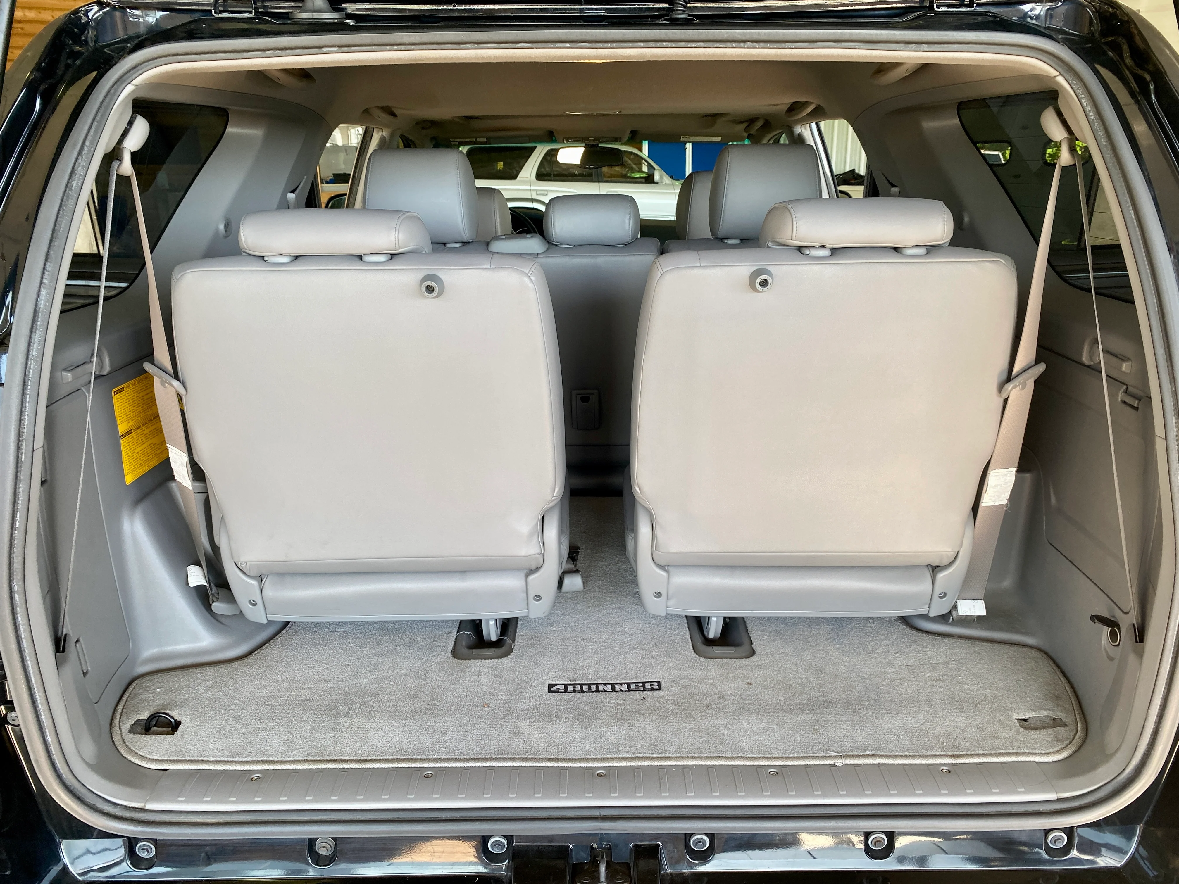 2006 Toyota 4Runner Limited 4WD V6 7 Passenger - Image 12