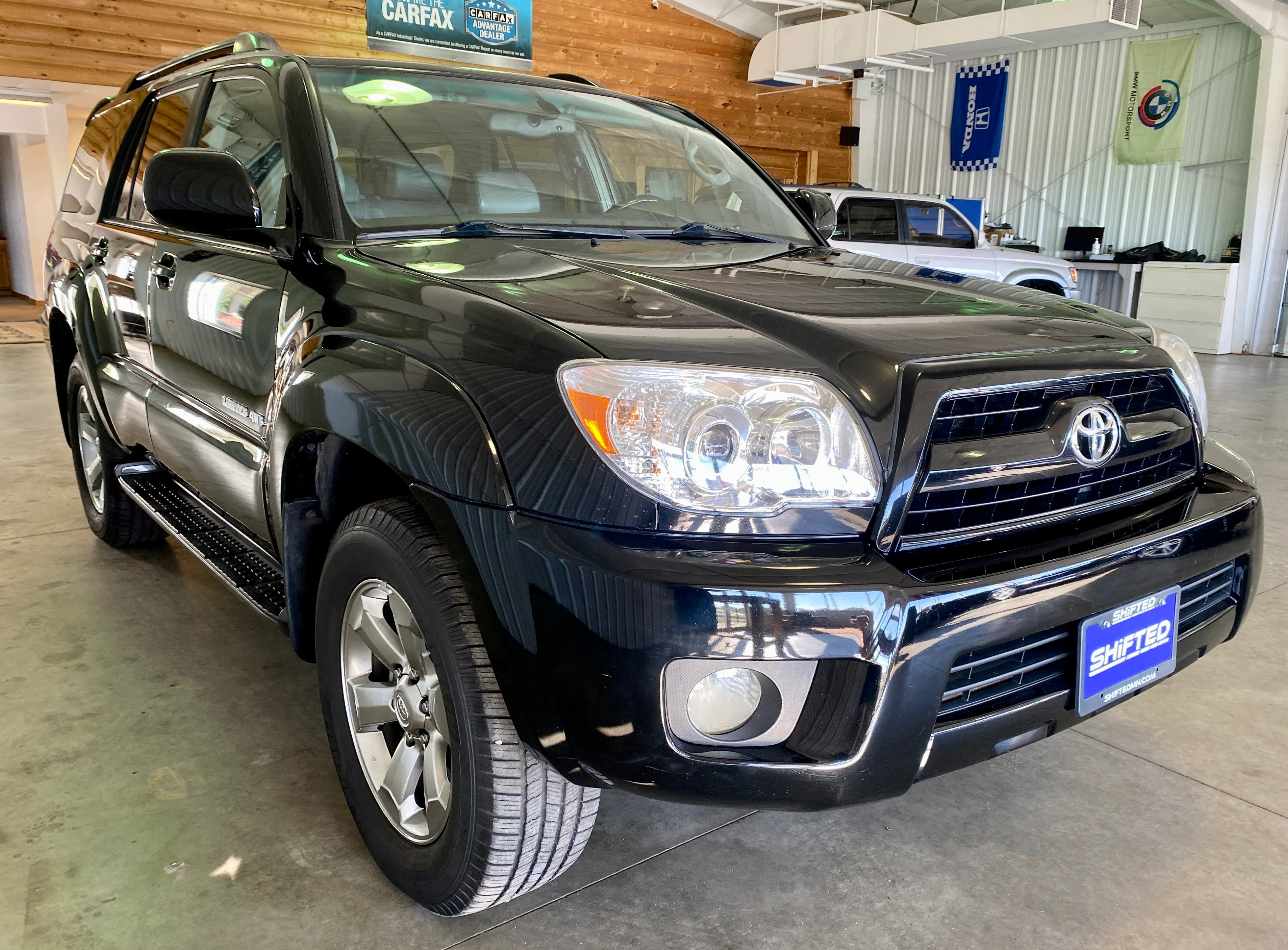 2006 Toyota 4Runner Limited 4WD V6 7 Passenger - Image 6