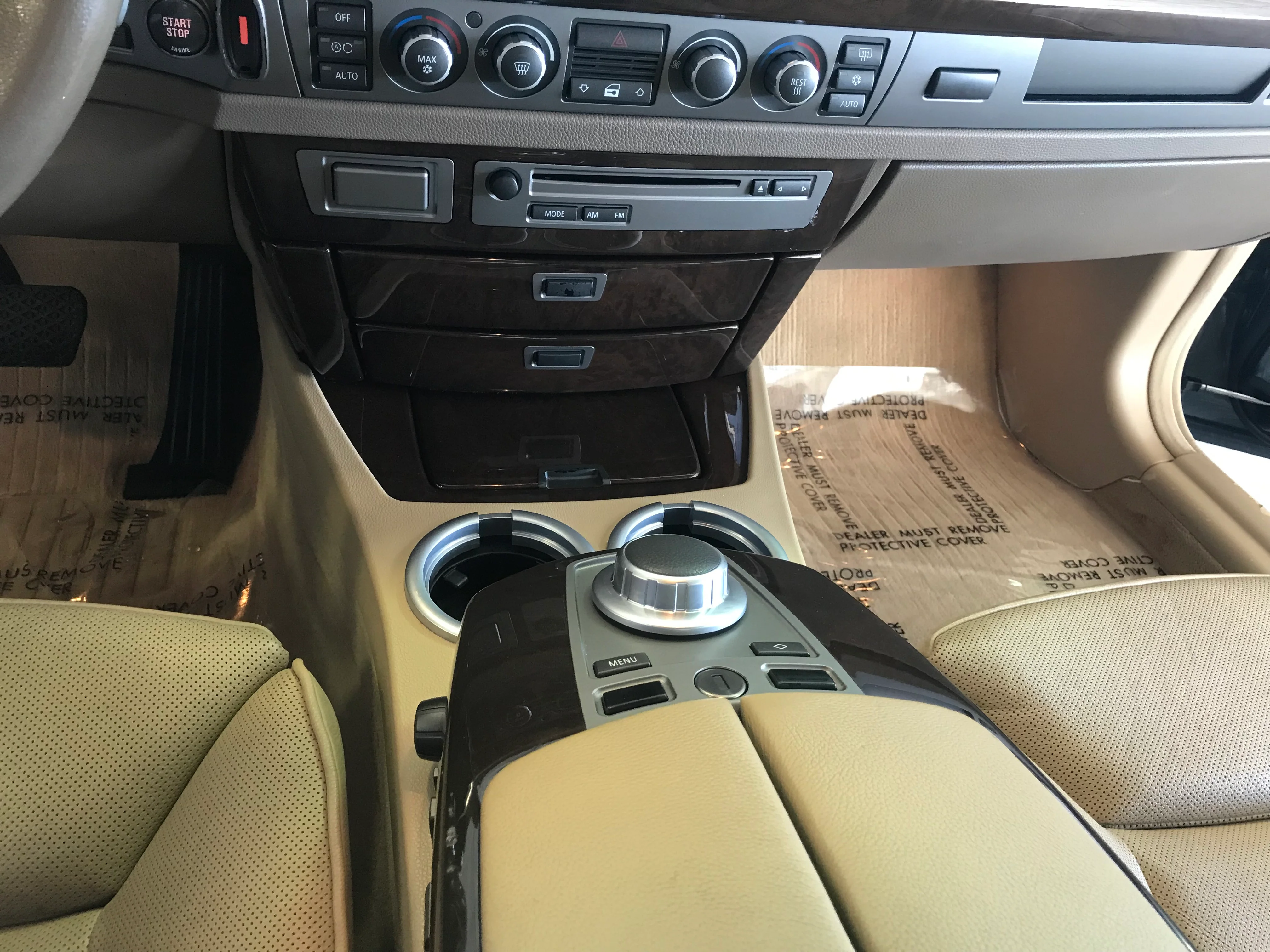 2007 BMW 750li - Image 12