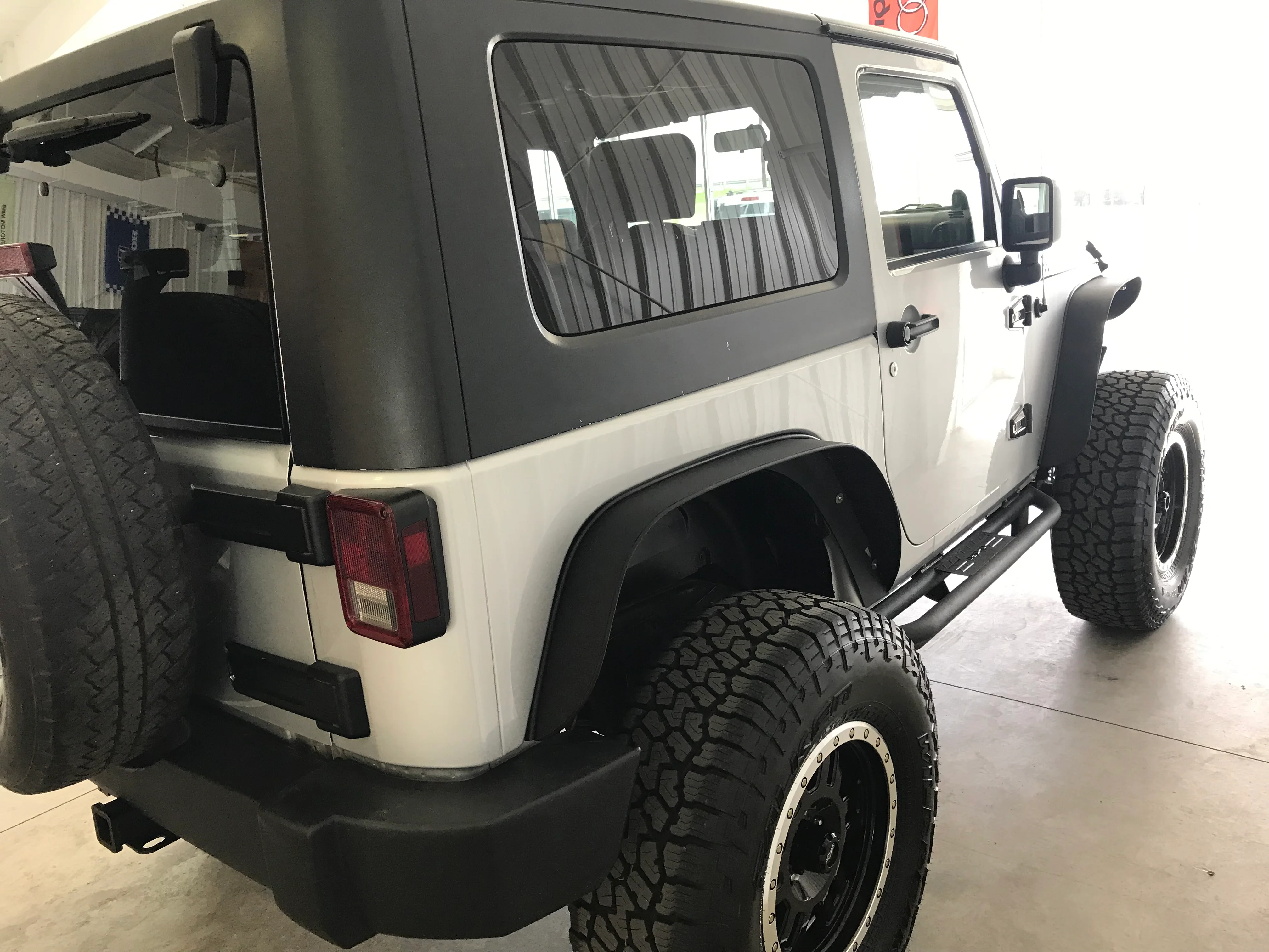 2007 Jeep Wrangler Sahara - Image 3