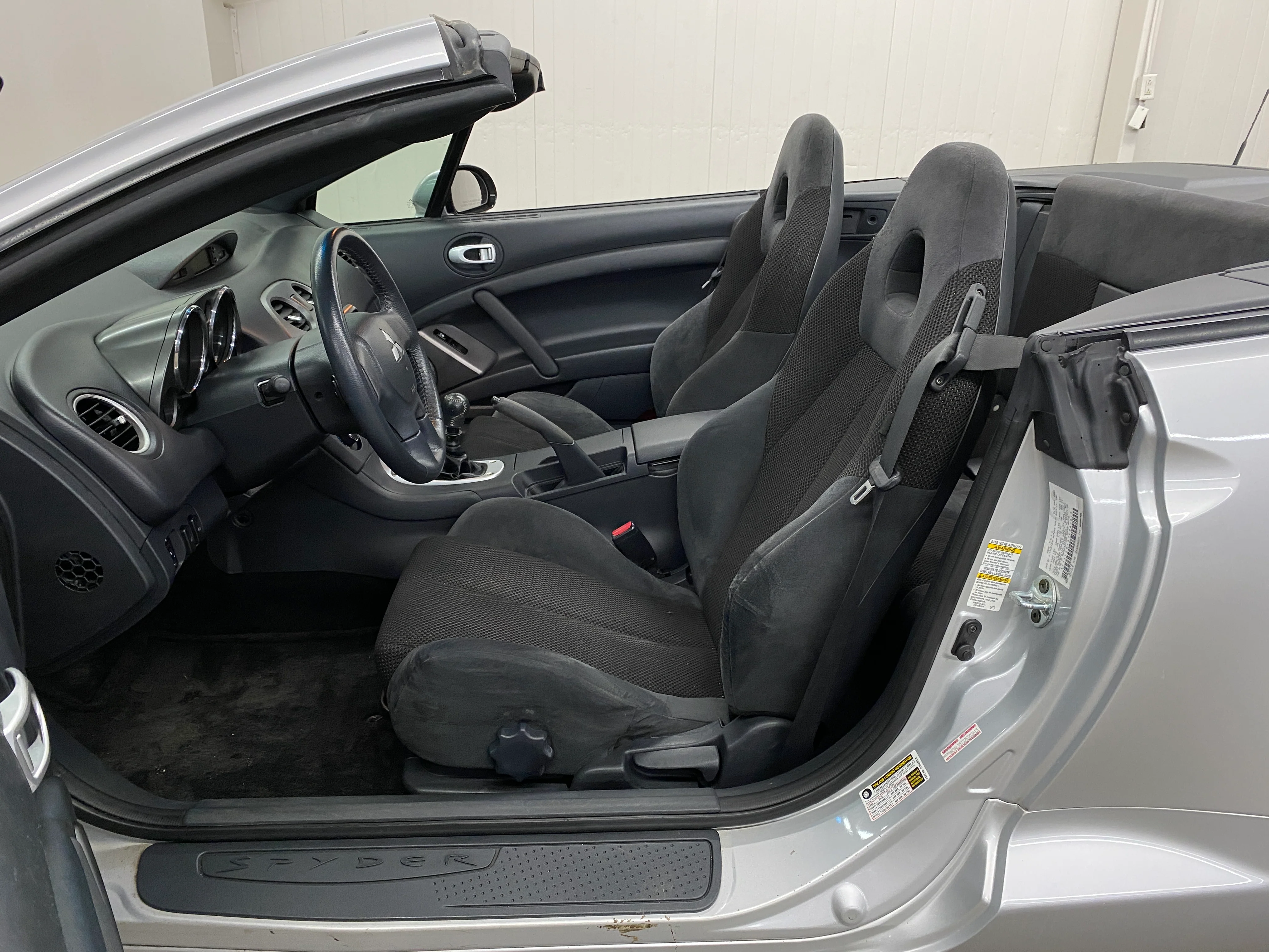 2007 Mitsubishi Eclipse Spyder GT Manual - Image 18