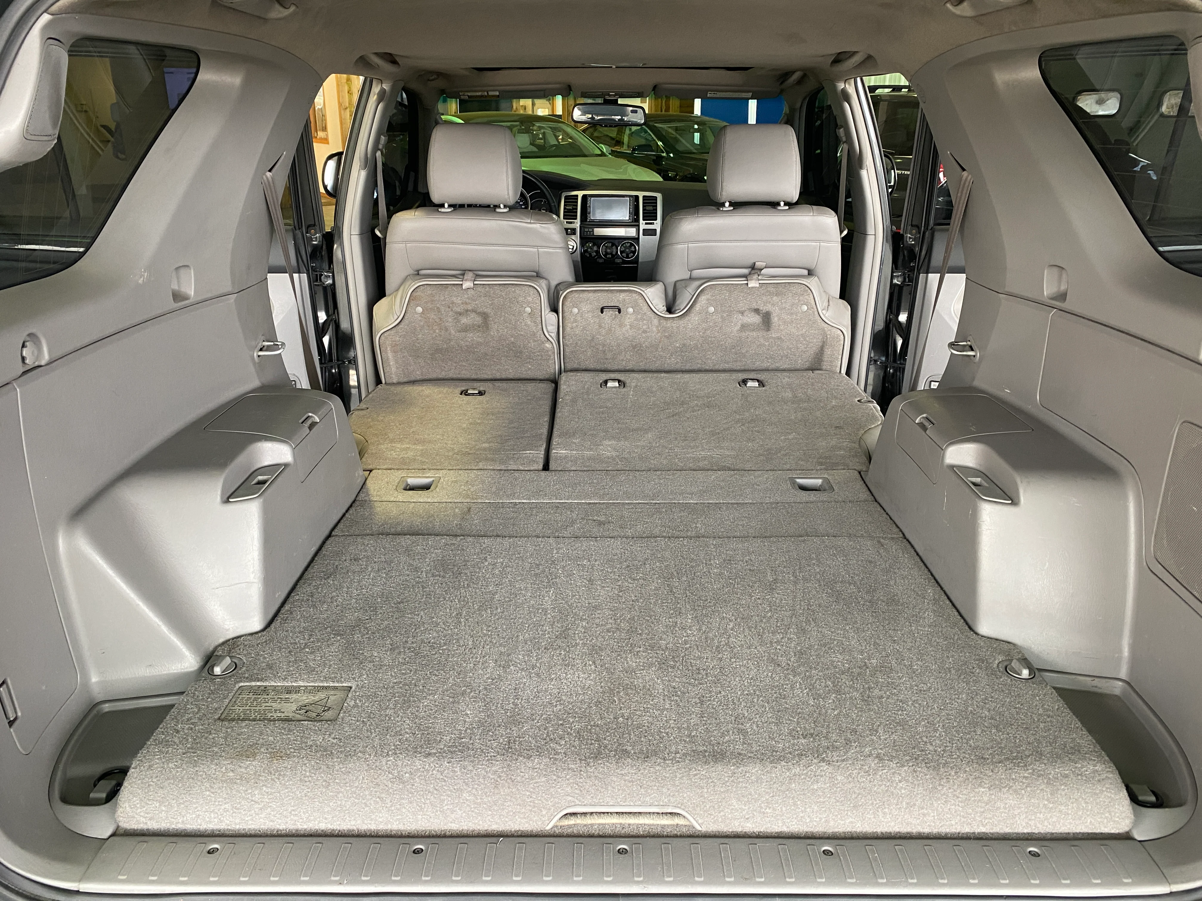 2007 Toyota 4Runner Limited 4WD - Image 13