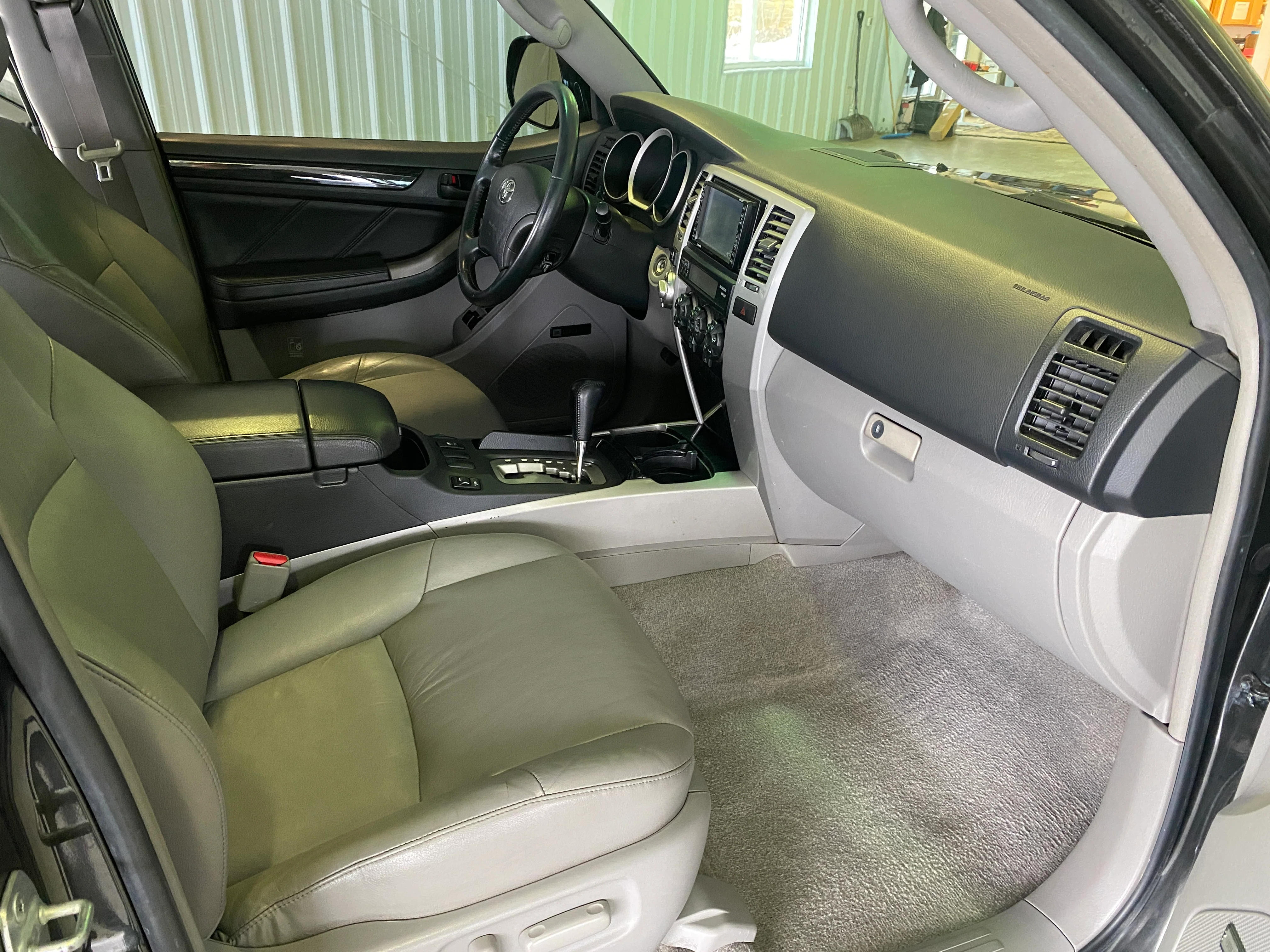 2007 Toyota 4Runner Limited 4WD - Image 15