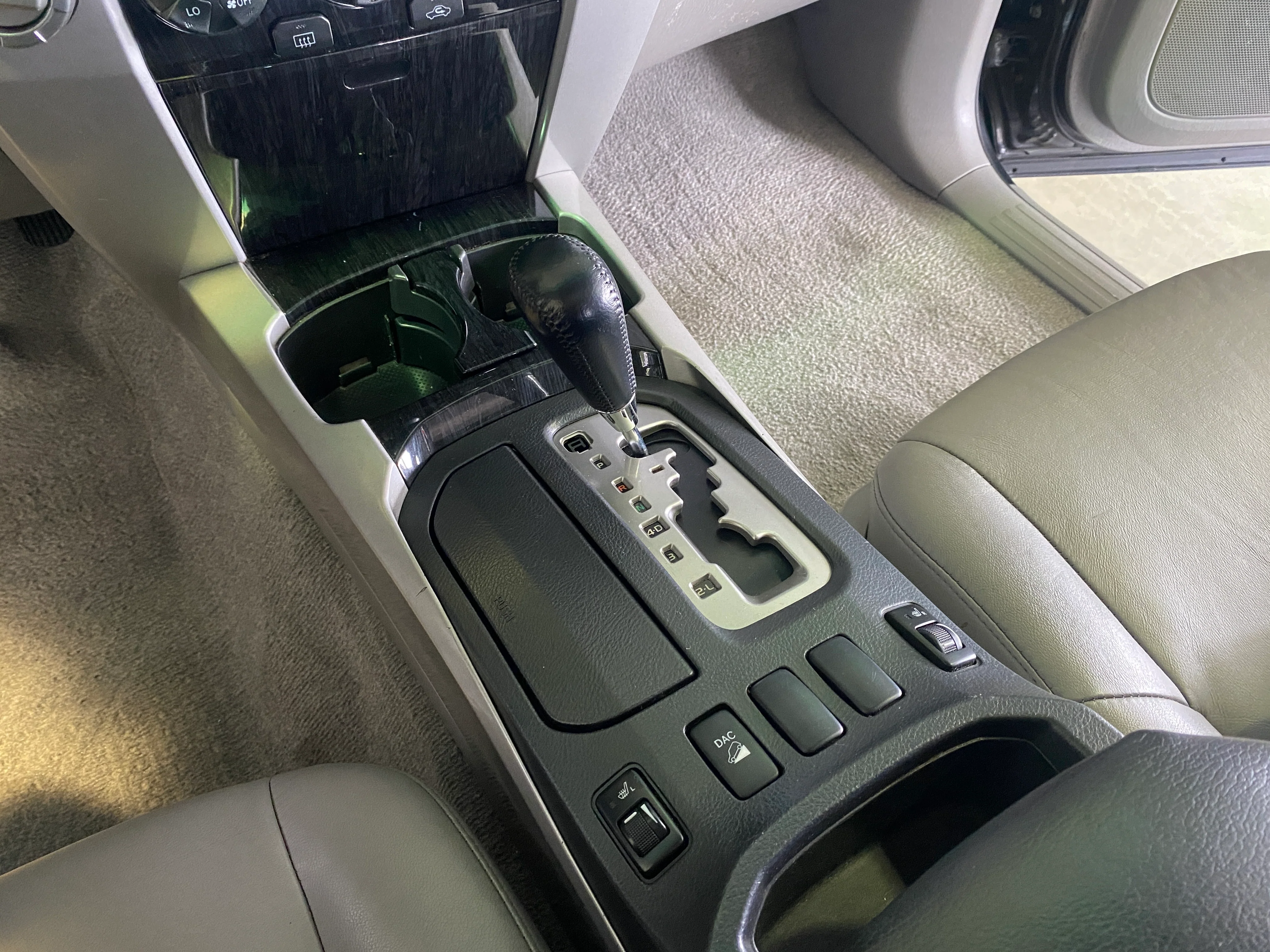 2007 Toyota 4Runner Limited 4WD - Image 22
