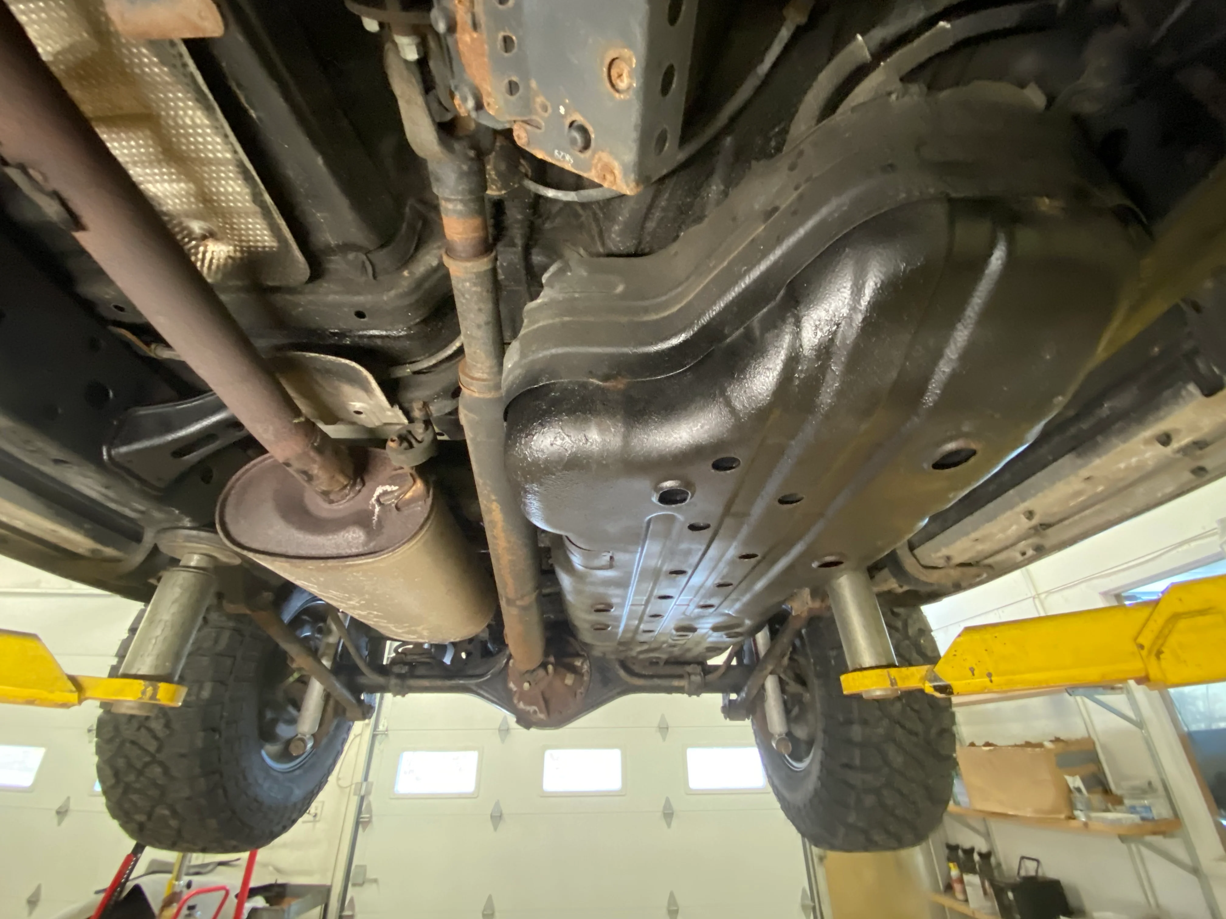 2007 Toyota 4Runner SR5 V6 Undercarriage Photos - Image 17