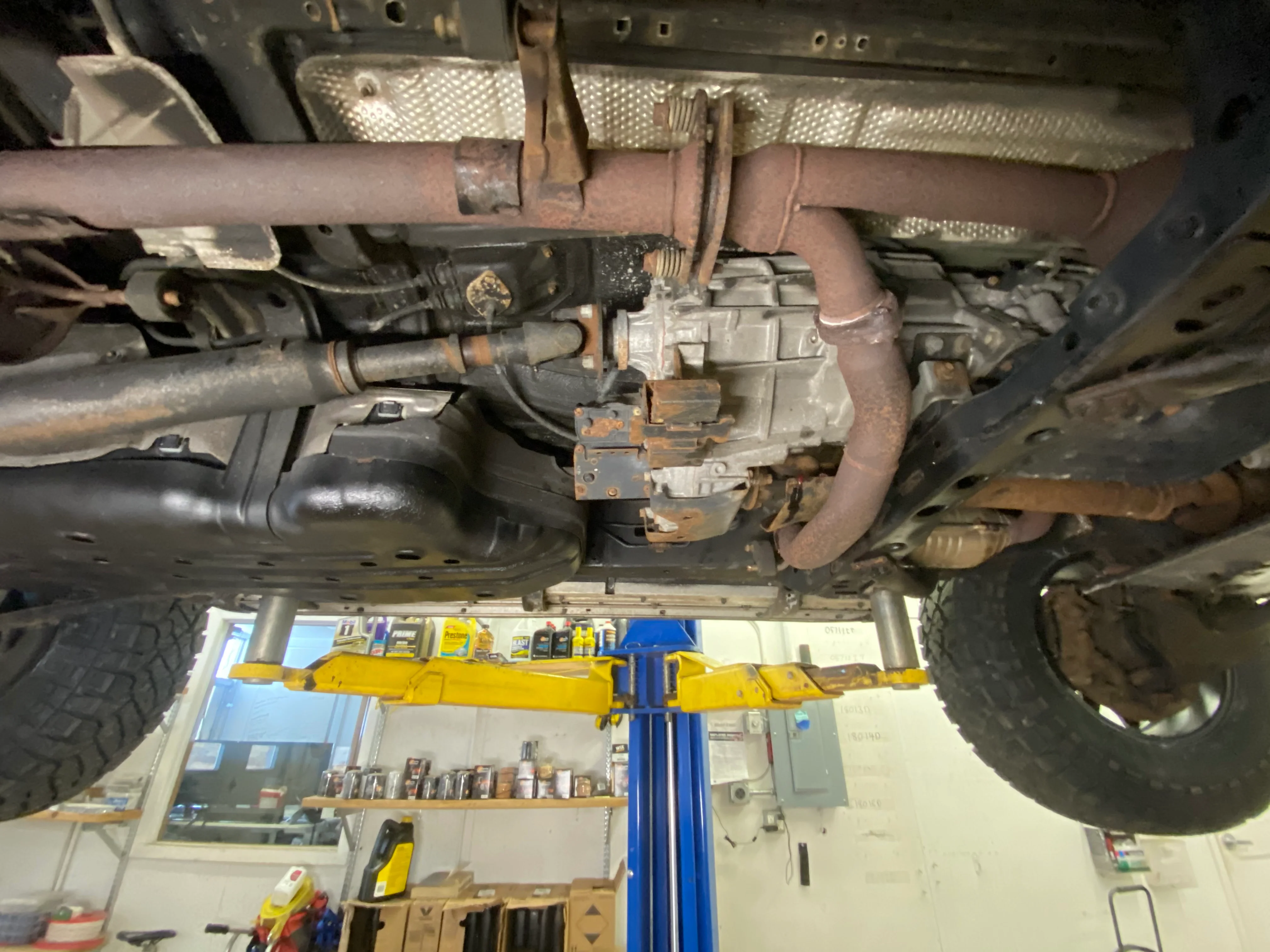 2007 Toyota 4Runner SR5 V6 Undercarriage Photos - Image 18