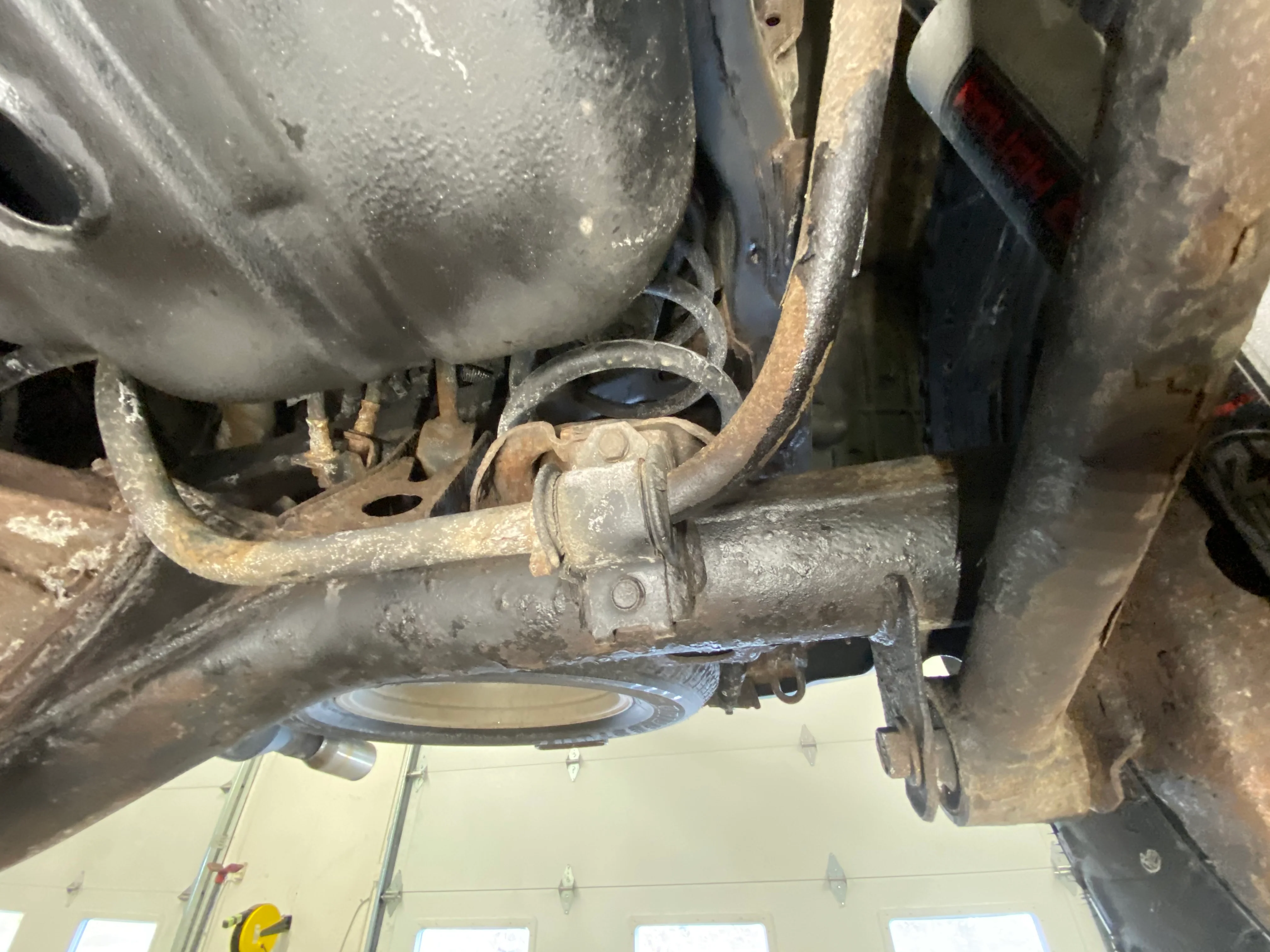 2007 Toyota 4Runner SR5 V6 Undercarriage Photos - Image 27