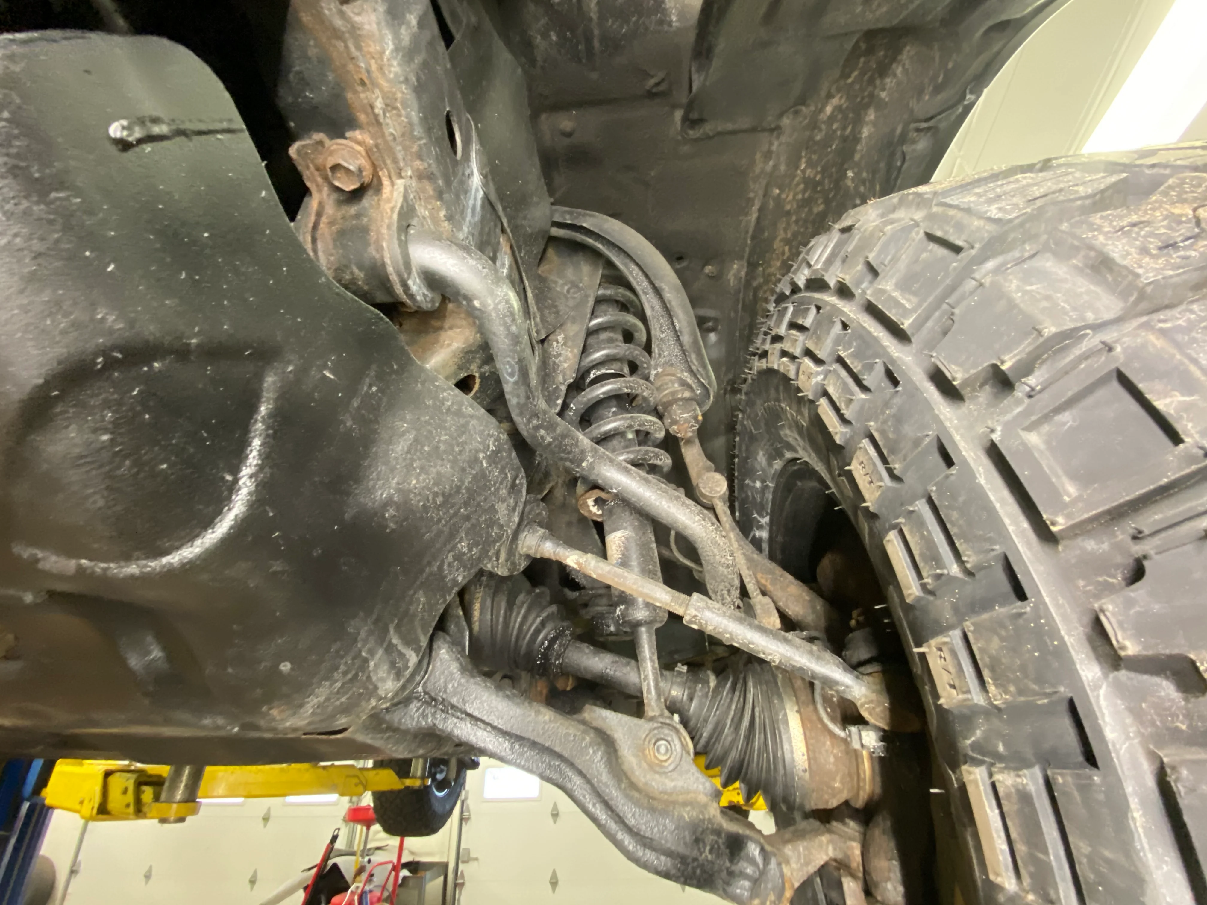 2007 Toyota 4Runner SR5 V6 Undercarriage Photos - Image 8