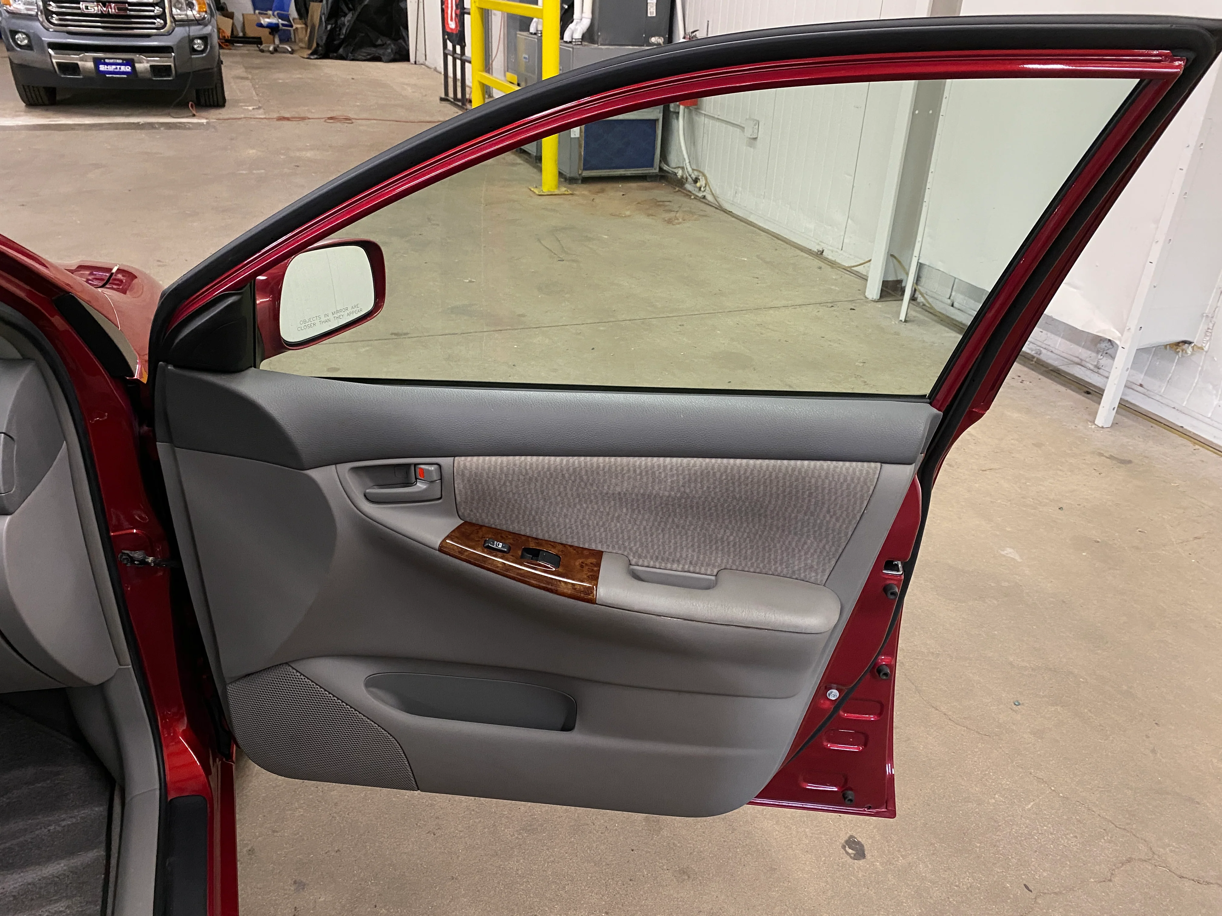 2007 Toyota Corolla LE - Image 49